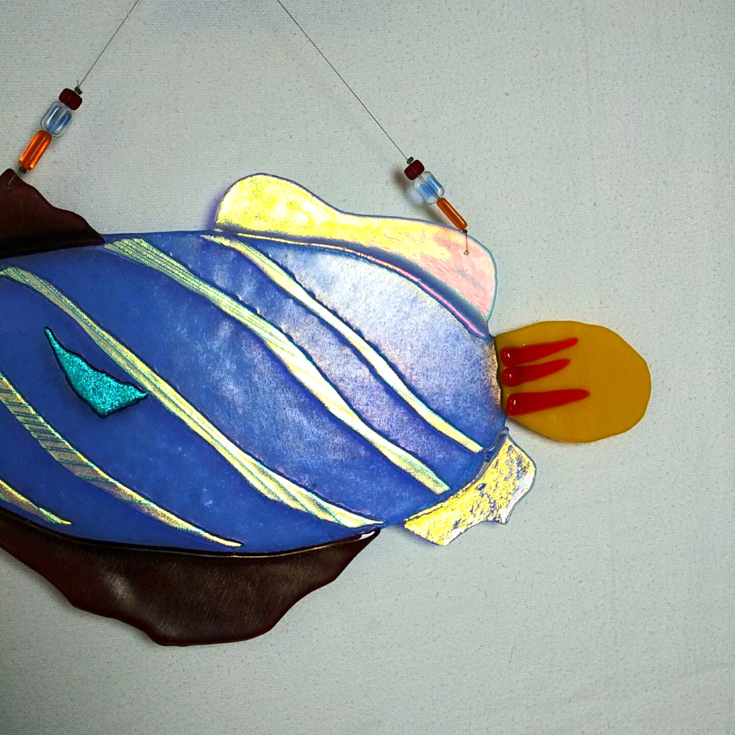 Handmade Iridescent Fused Glass Art Fish Suncatcher Window Wall Hanging 13″