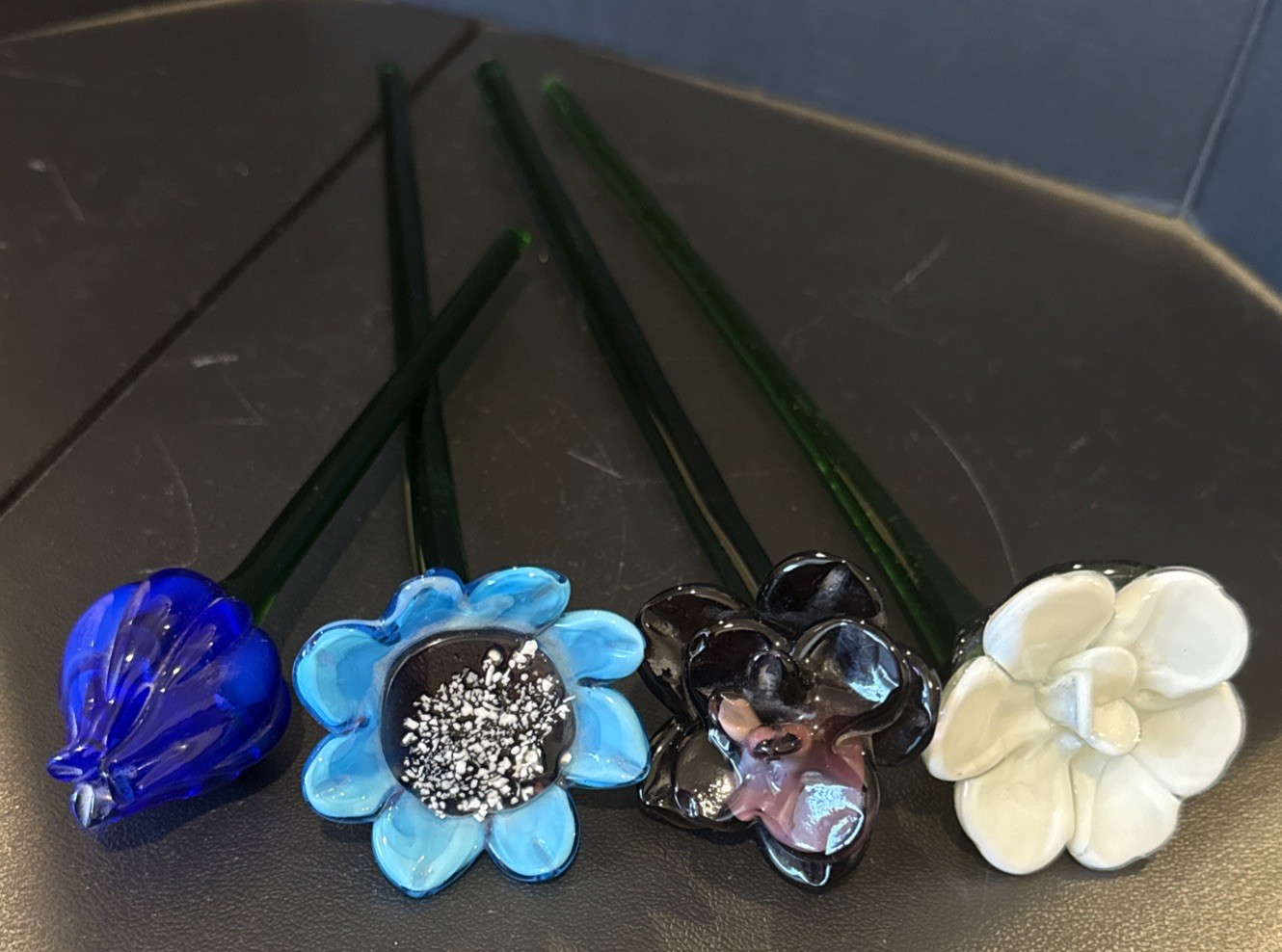 Murano Style Hand Blown Art Glass Flower Flowers Set Of 4 Purple Blue White