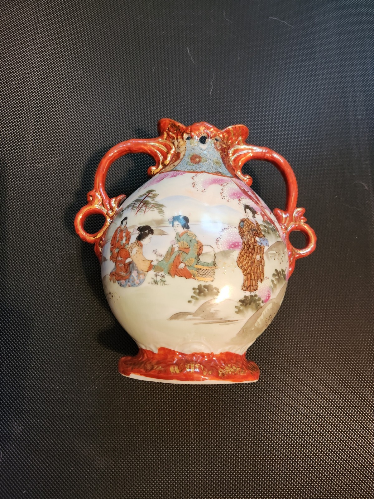 Genuine Samurai China Hand Painted 21cm Double Handled Vase – Japanese VGC