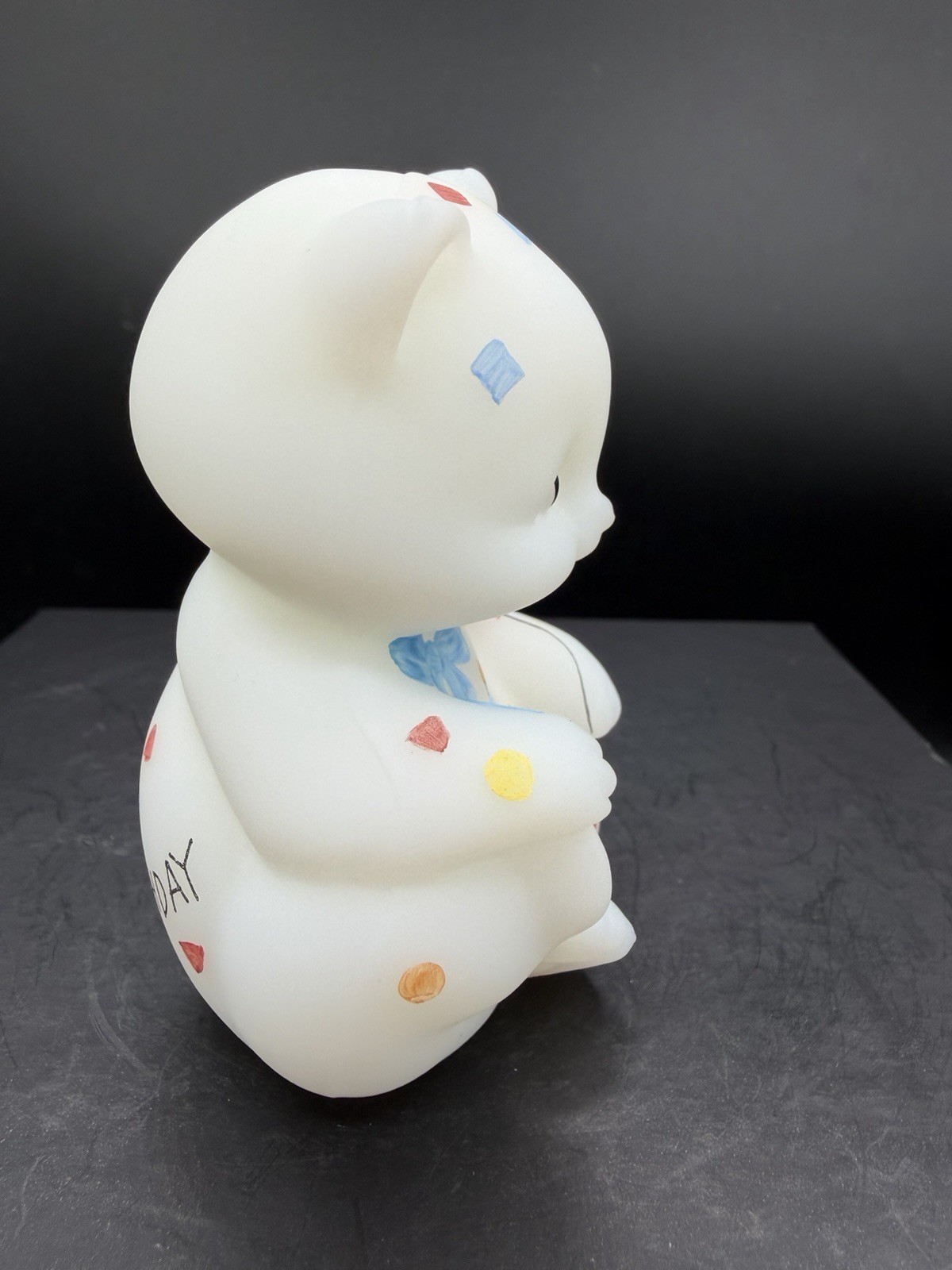 🐻🎂 Fenton Glass “Happy Birthday” Opal Satin 3.5″ Bear Figurine 🎁✨