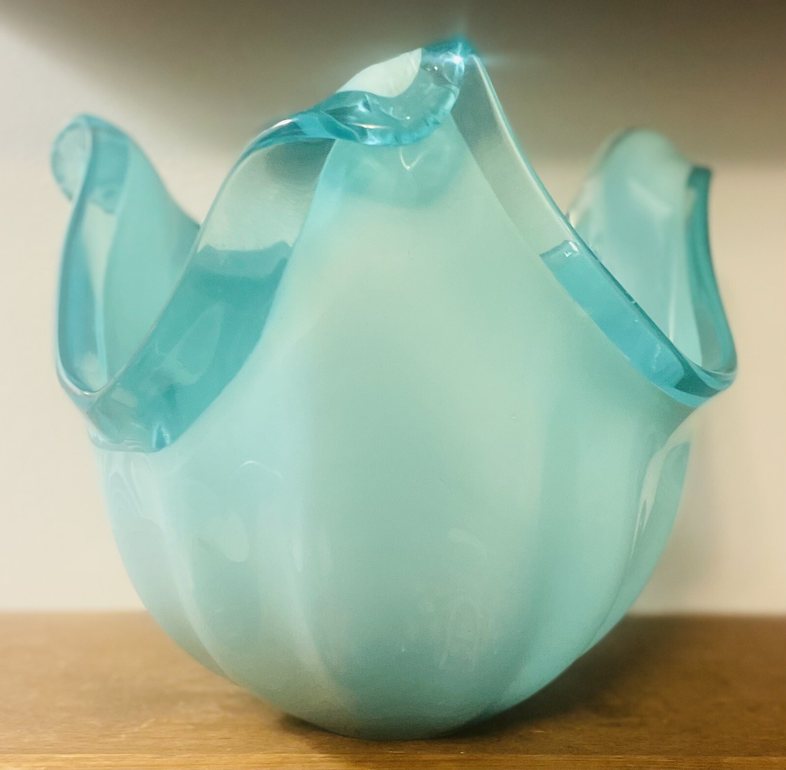 Art Glass Bowl Vase L10″ Centerpiece Teal Turquoise White Cristal Handblown READ