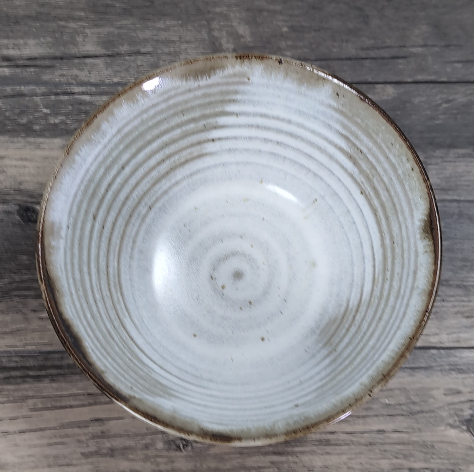 Brown Studio Art Pottery Wheat Tea Bowl Modern Local Artist Signed 7 3/8″ MT
