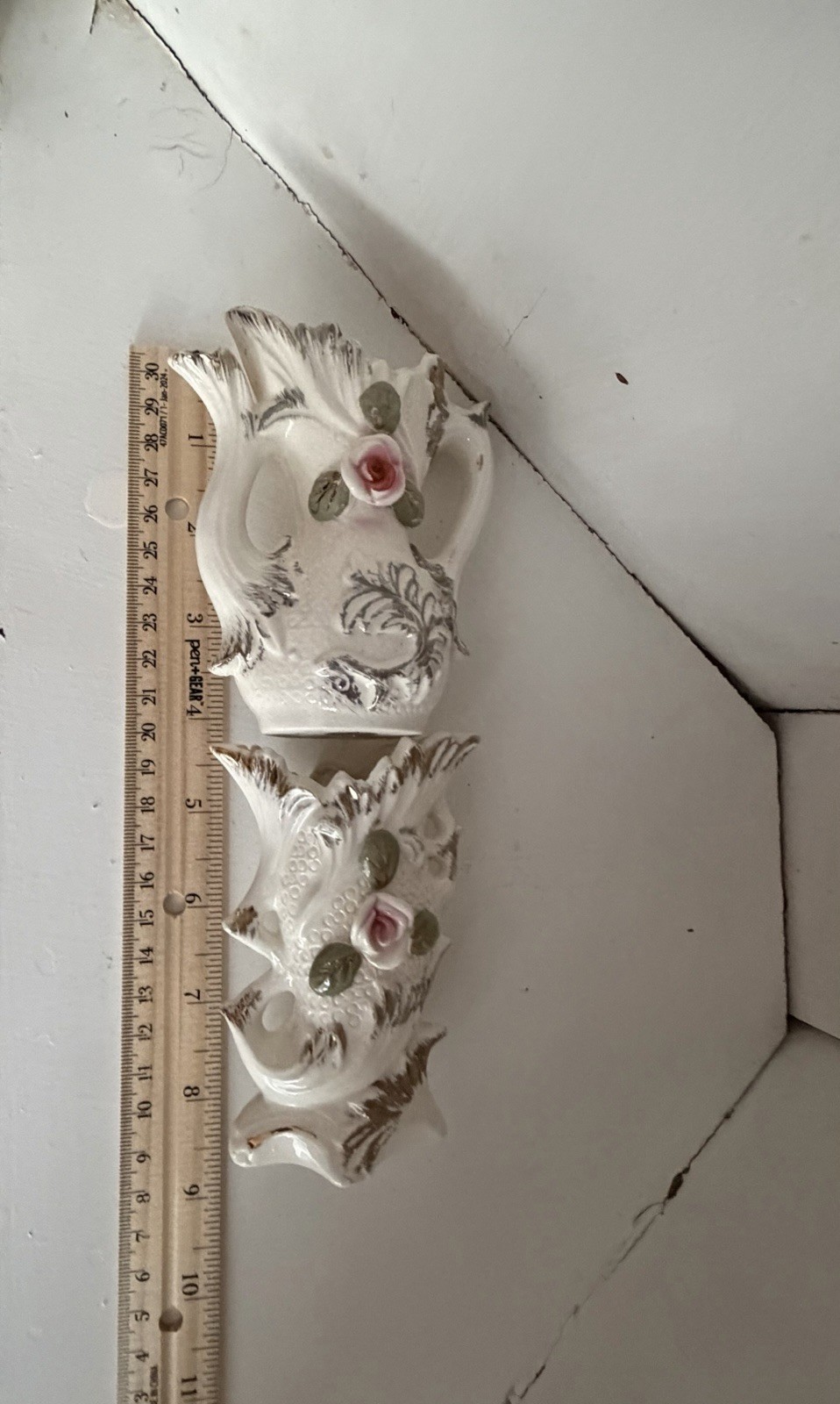 Empress 2-Piece Ceramic Bud Vase Set Floral Rose White Pink Gold Trim Japan