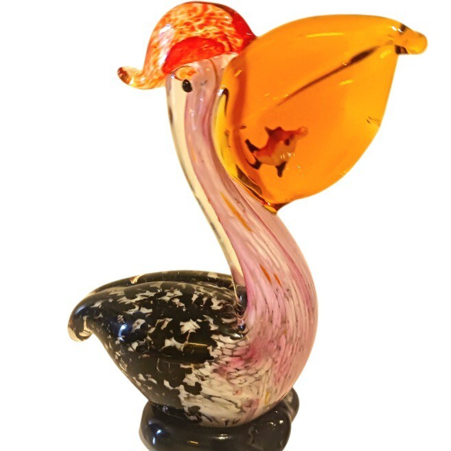 Vtg Art Glass Figurine Sculpture Statue Pelican Bird w Fish 7″ Tall Multicolored