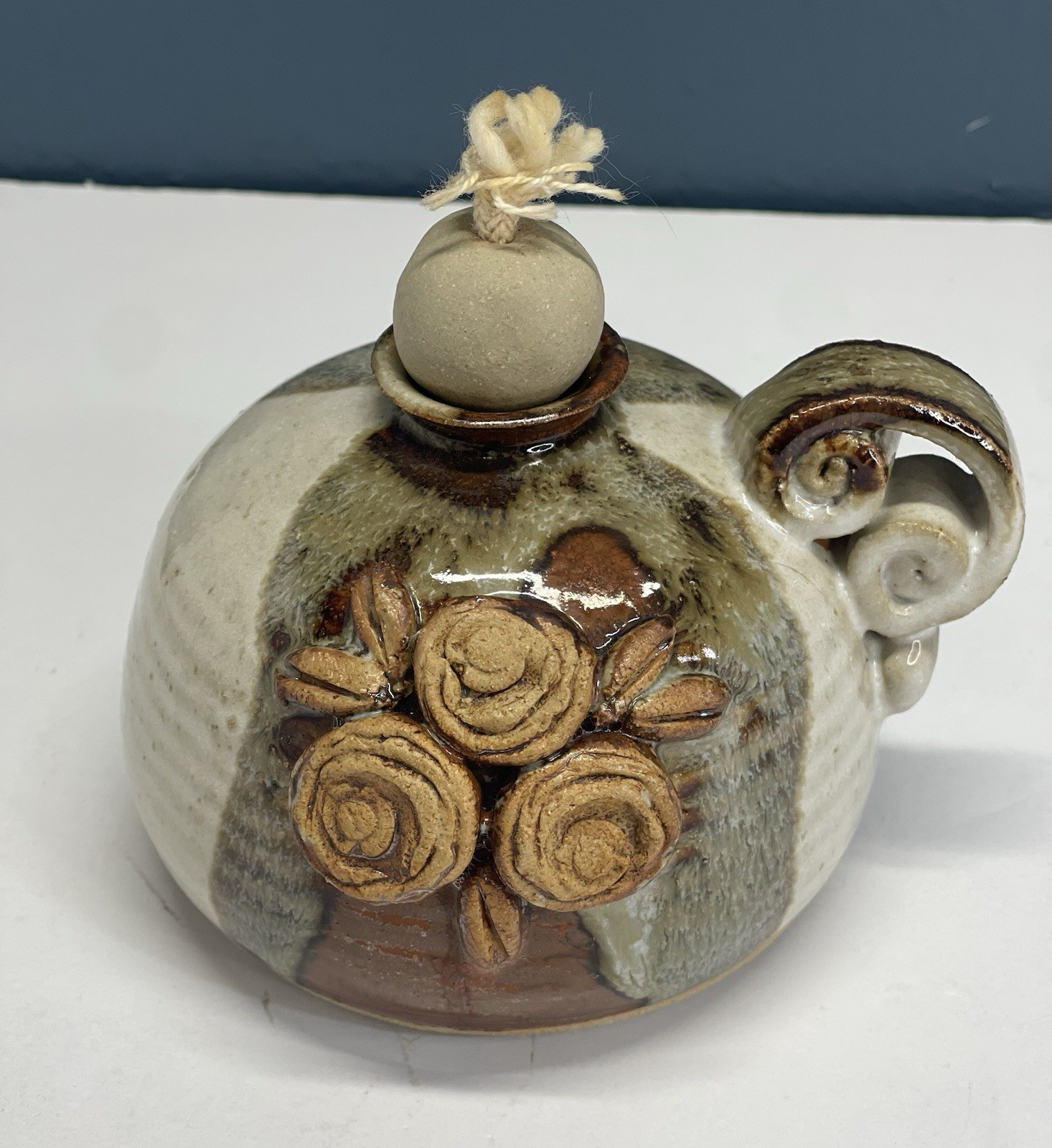 Pottery Oil Candle Handmade Studio Signed 3D Floral Flower Design Brown Cream
