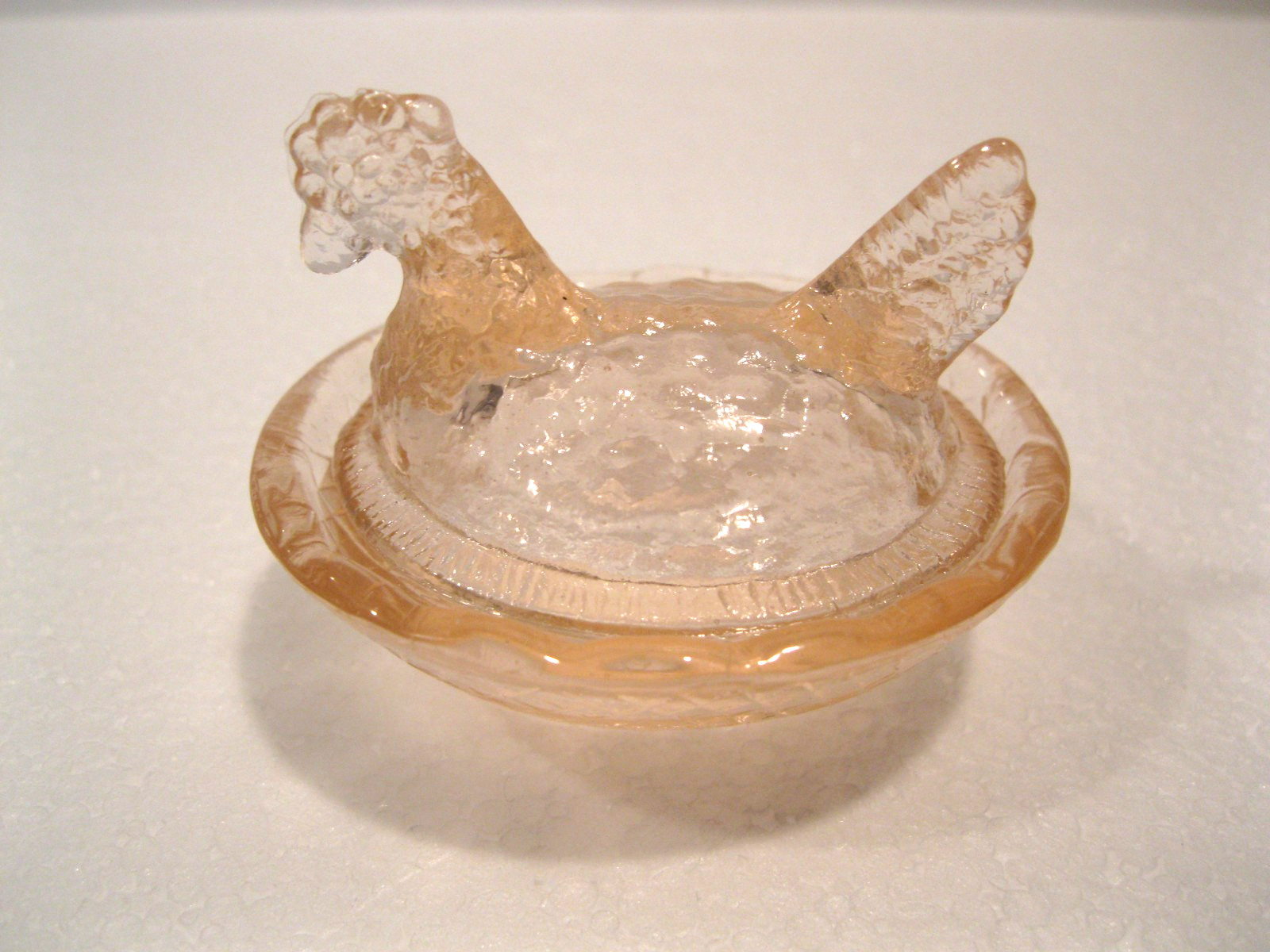 NEW 2 1/2″ Glass Mini HEN on NEST, Get Set of 7 Different Colors for one Price