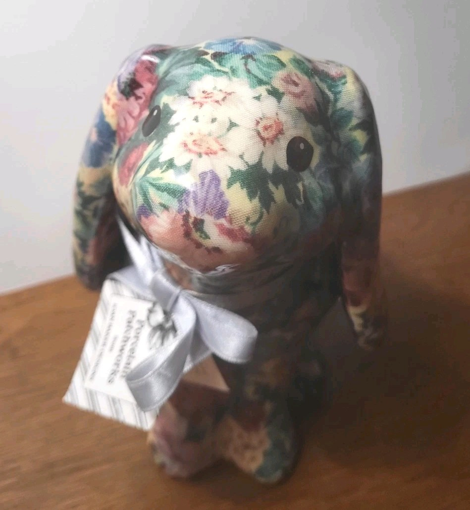 Joan Baker’s Vtg Porcelain Patchwork Bunny Rabbit Sculpture Figurine 7″ Easter