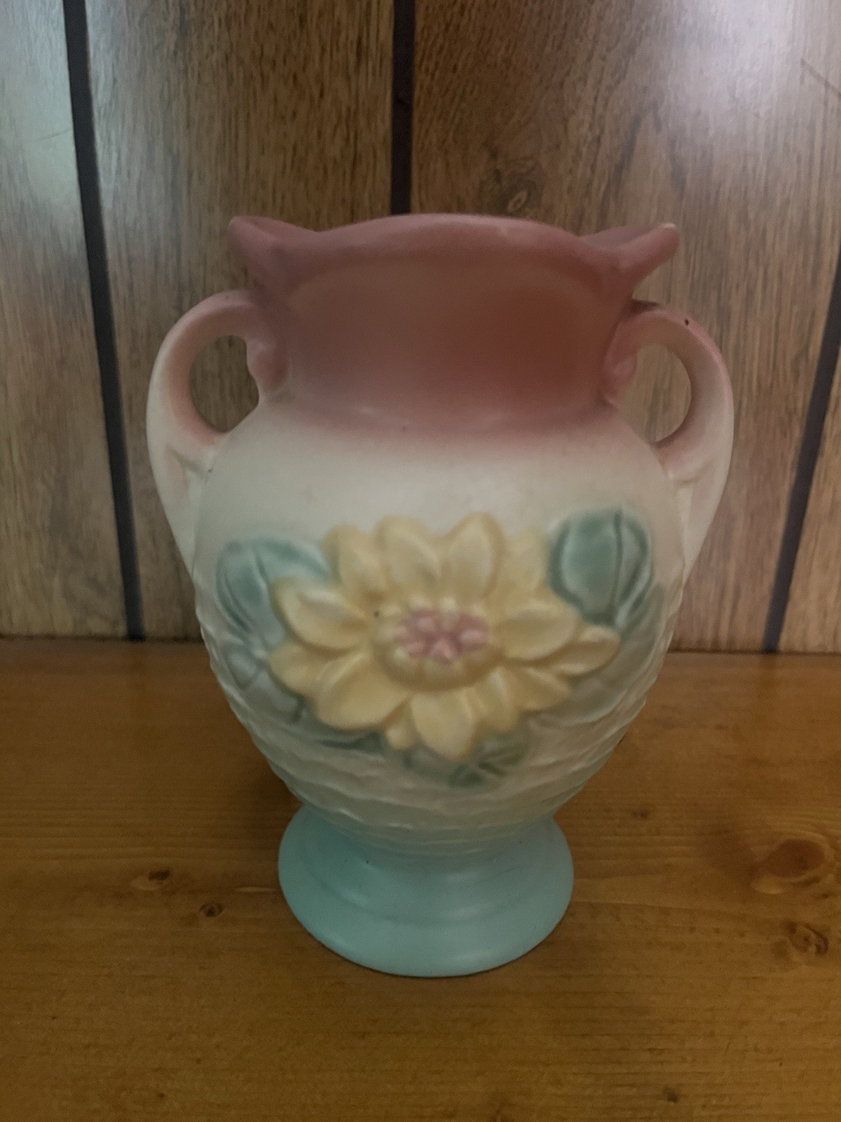Hull Art Pottery Water Lily Vase Pink Green Good Vintage Floral 1940’s