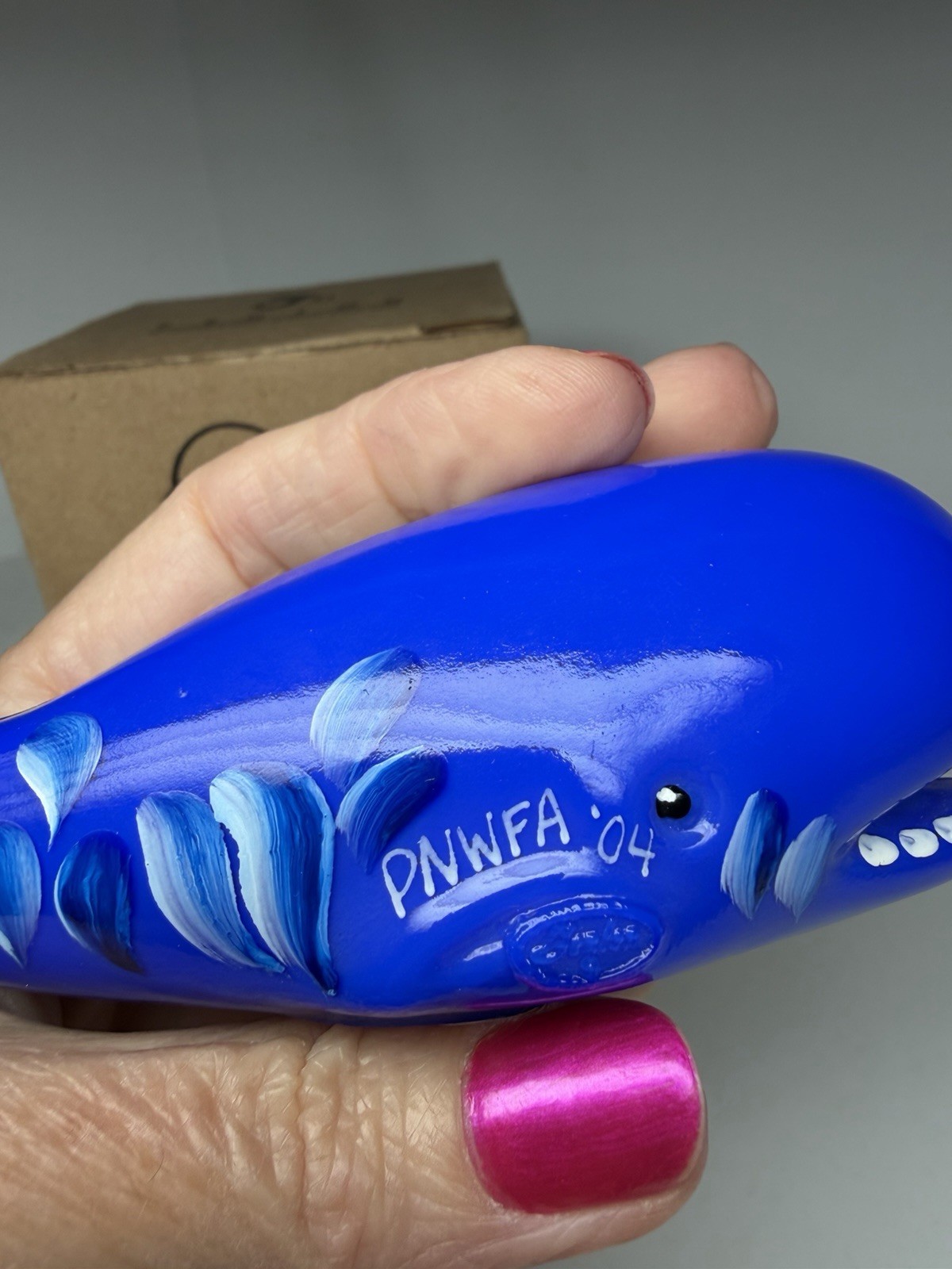 Fenton Blue Glass Whale, Hand Painted PNWFA ’04 Special Edition