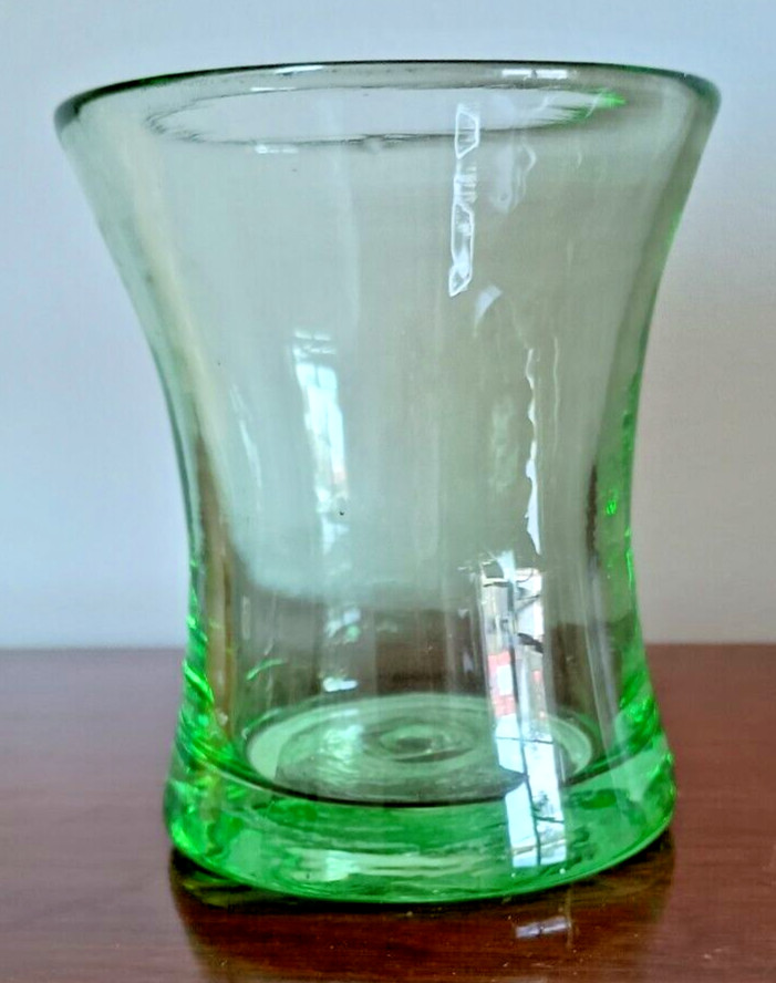 4.25″ Small Concaved Gathering Vase Hand Blown Squat Flared Rich Shade of Green