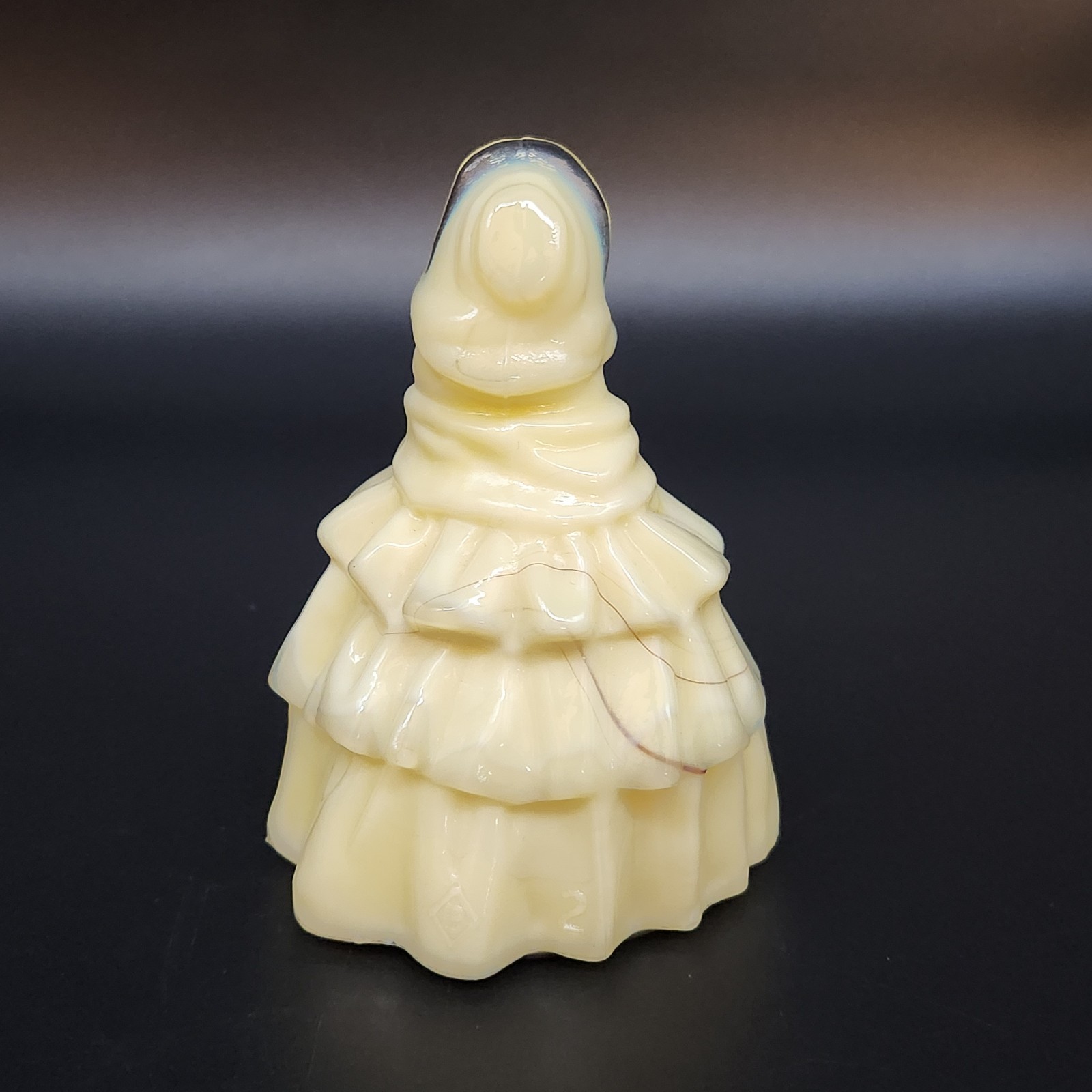 Boyd Art Glass Yellow Colonial Lady Louise Doll Figurine Zack Boyd Slag UV GLOWS
