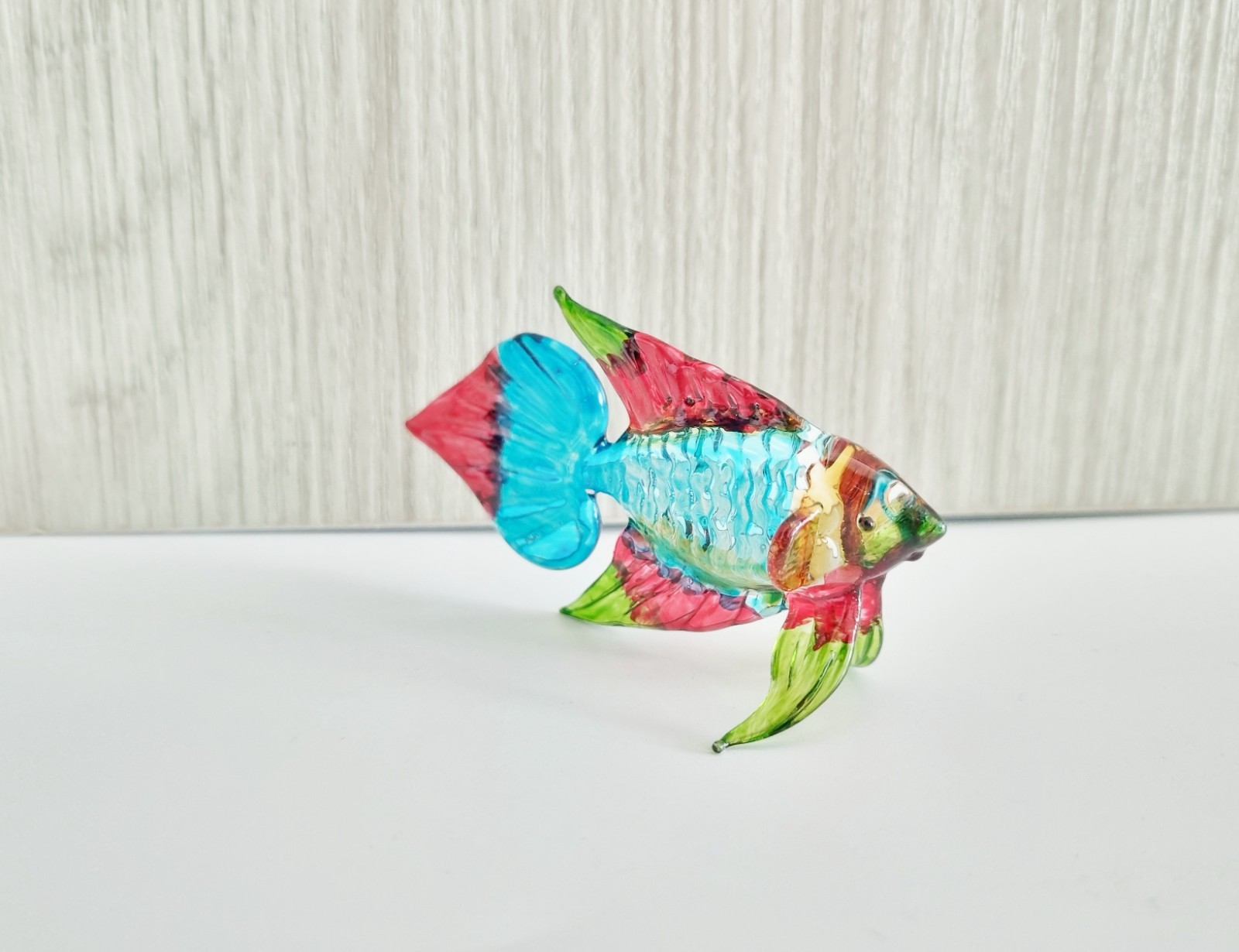 Thai Betta Fish Figurine Glass Hand Blown Murano Style Fighting Decor Red 3″