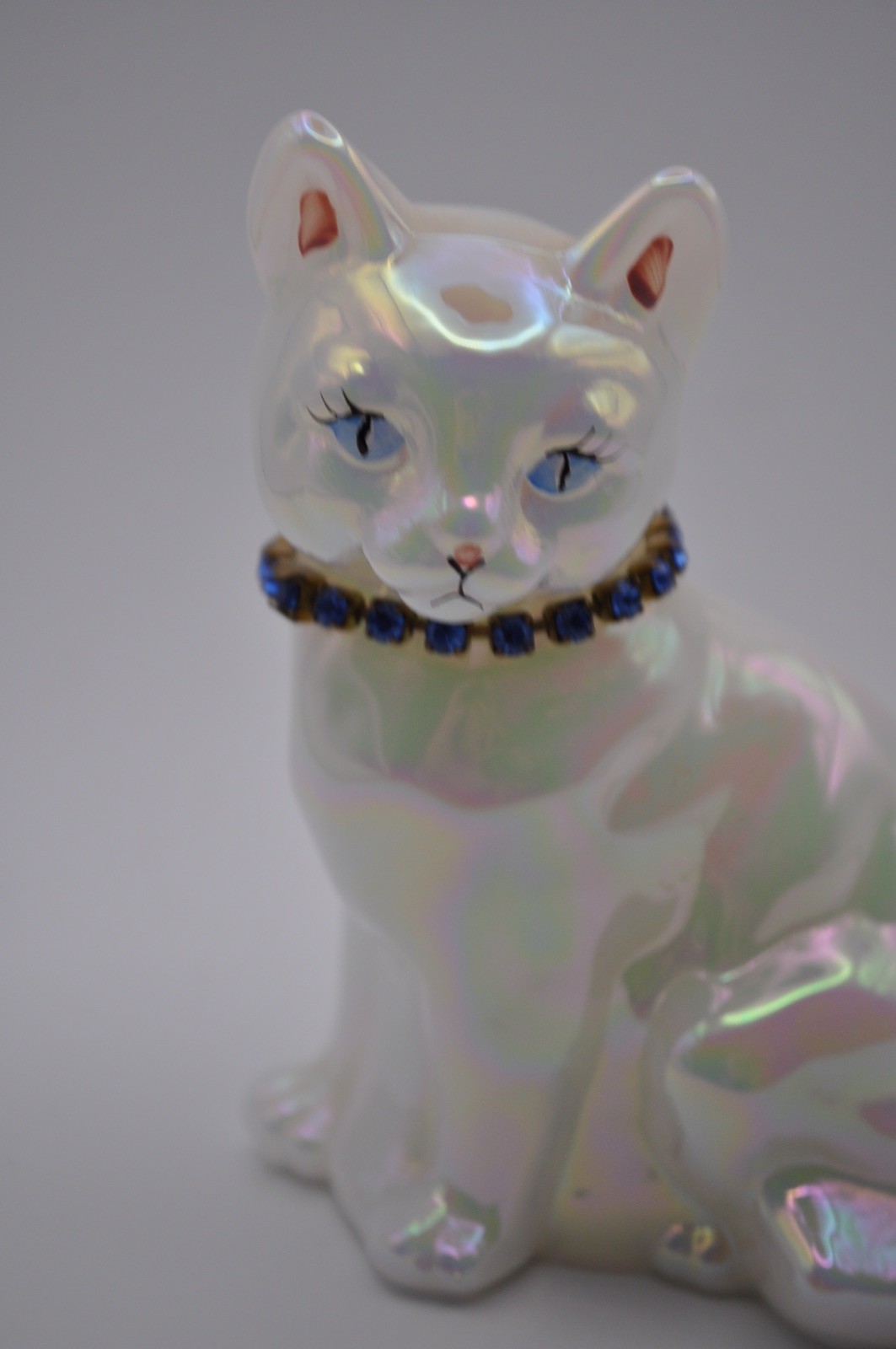 Fenton Birthday Calendar Cat Opalescent Hand Painted Blue Rhinestone Collar