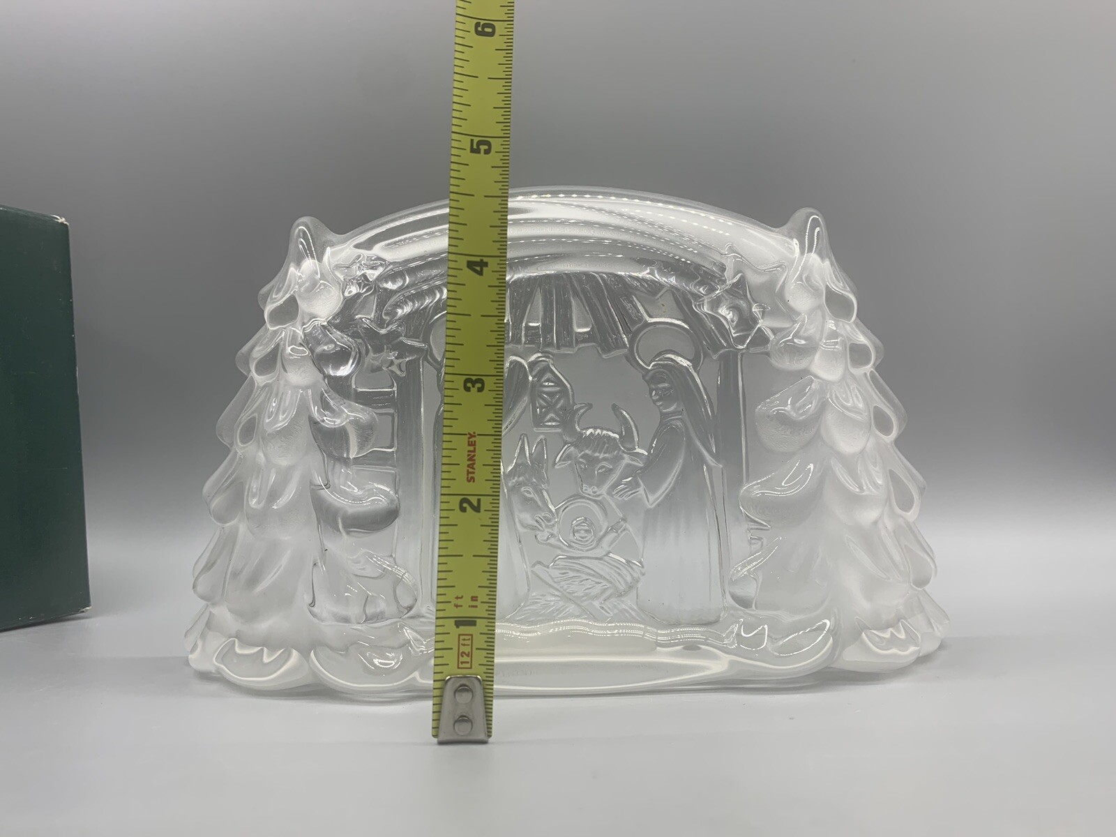 MIKASA Nativity Glass Sculpture Crystal 8 3/4 L x 5.5″ Germany with Box