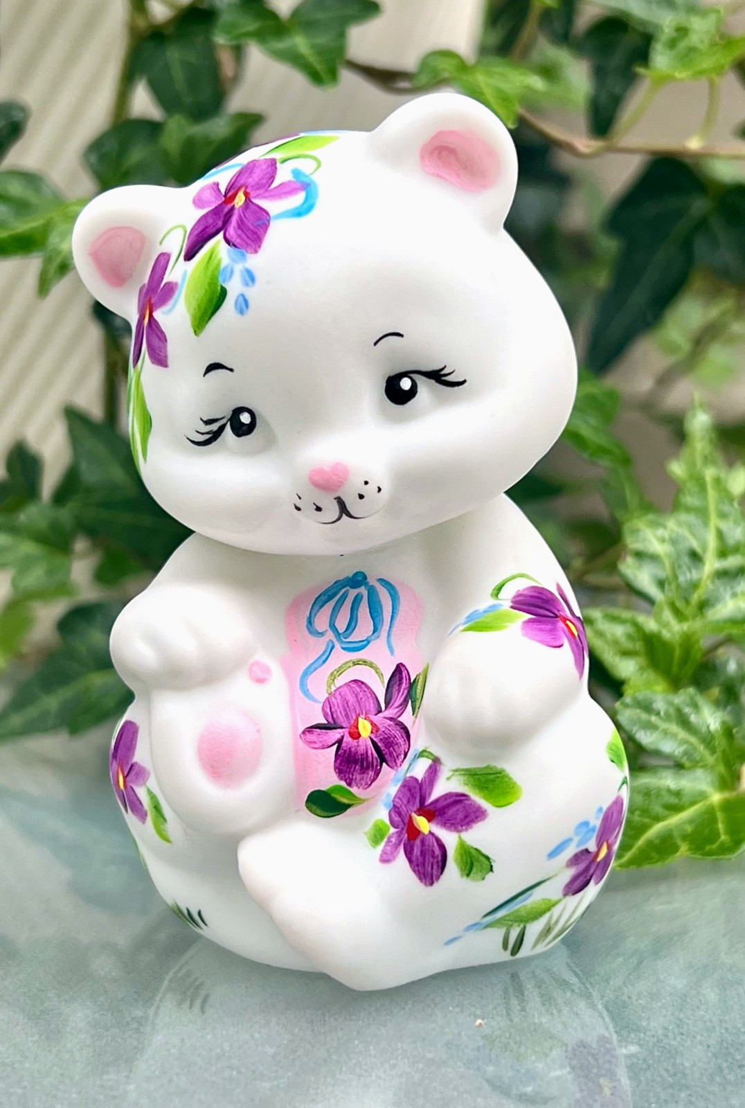 Exc OOAK Fenton/Mosser**VIOLETS ON SNOW” BEAR FIGURINE w/MOUSE** R Worstell 2025