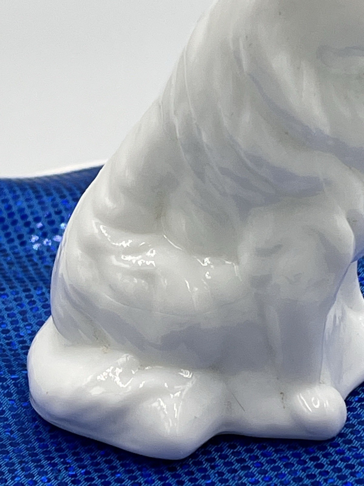 Mosser Milk Glass Collie /Sheltie Dog Puppy Figurine Vintage New Old Stock