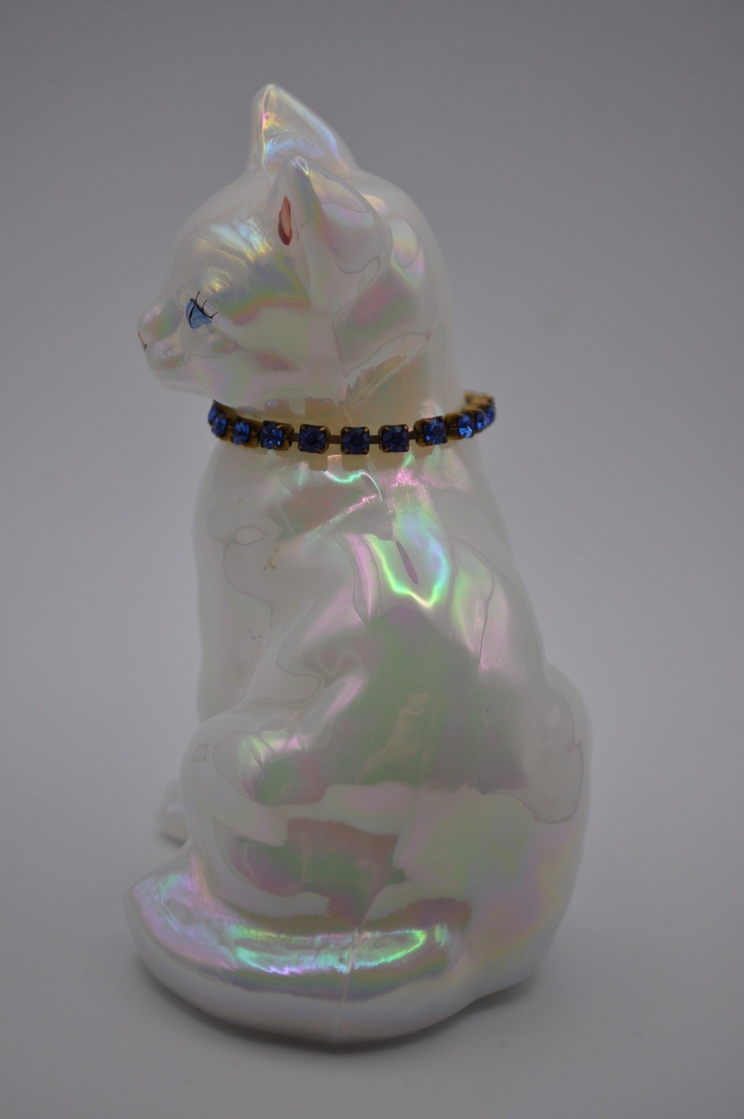 Fenton Birthday Calendar Cat Opalescent Hand Painted Blue Rhinestone Collar