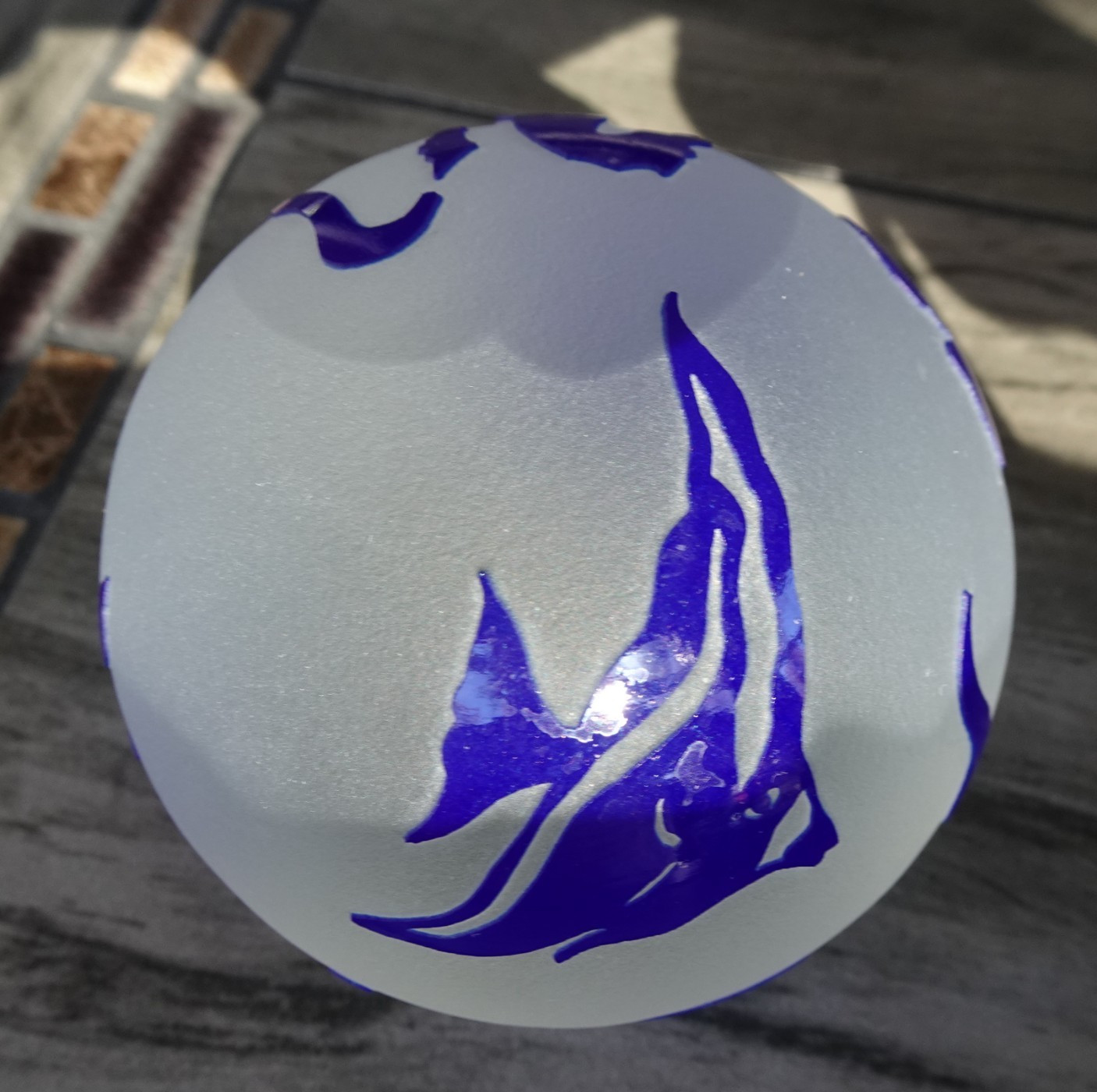 Signed Correia Cameo Acid Etched Art Glass Fish Seahorse Ocean Paperweight 1995