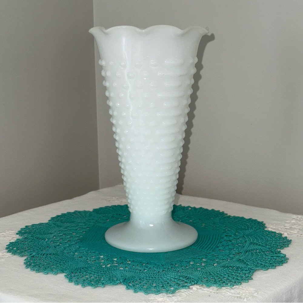 Vintage Milk Glass White Hobnail Vase 9 1/4 inches tall 5 inch diameter