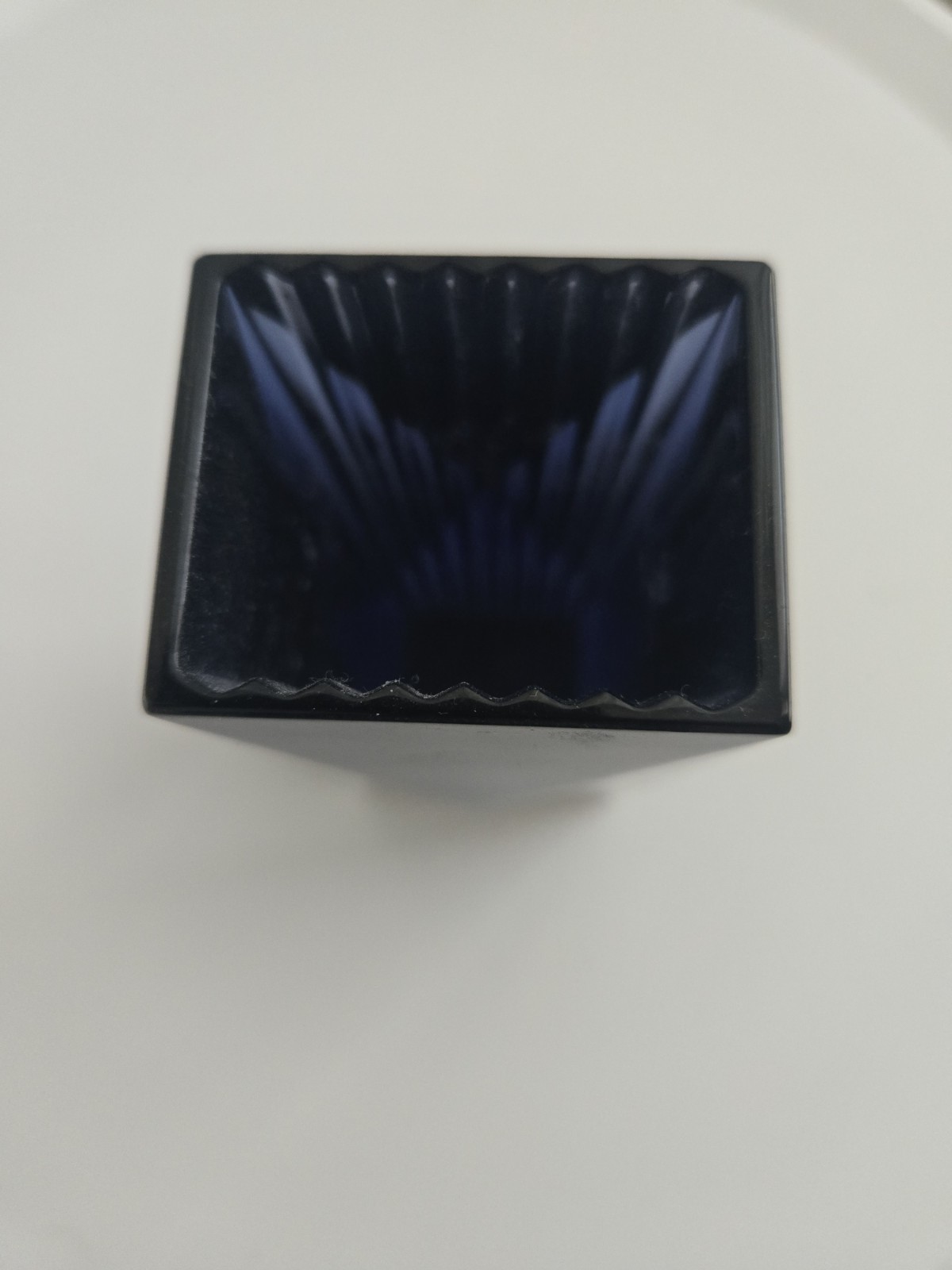 baccarat crystal vase