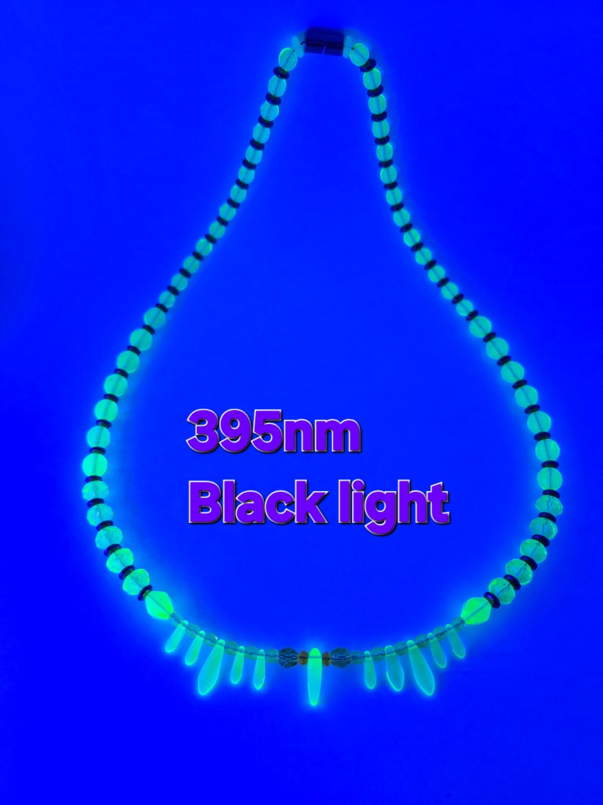 Uranium Glass Jewelry Necklace Atomic Bling Uranium Sharks Tooth & Dagger 23.5in