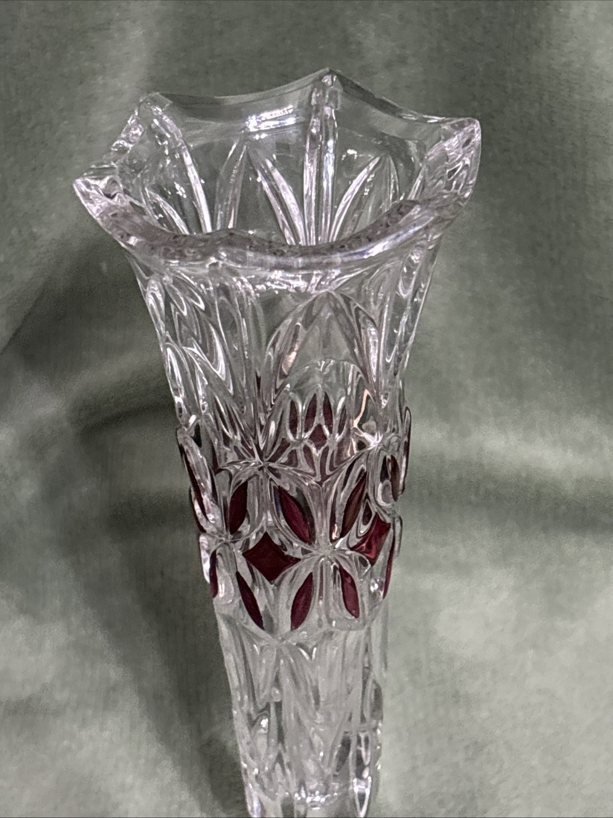 Vintage Echt Bleikristall 8 In Clear And Red/plum Crystal Footed Bud Vase