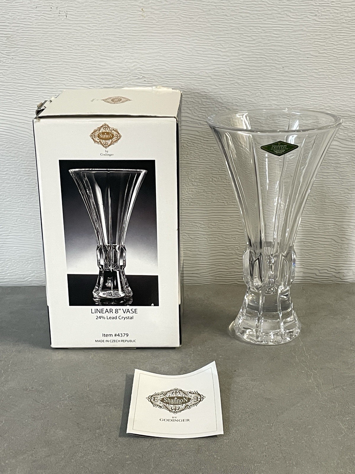 Vintage Shannon By Godinger Crystal 8” Linear Vase 24% Lead Crystal
