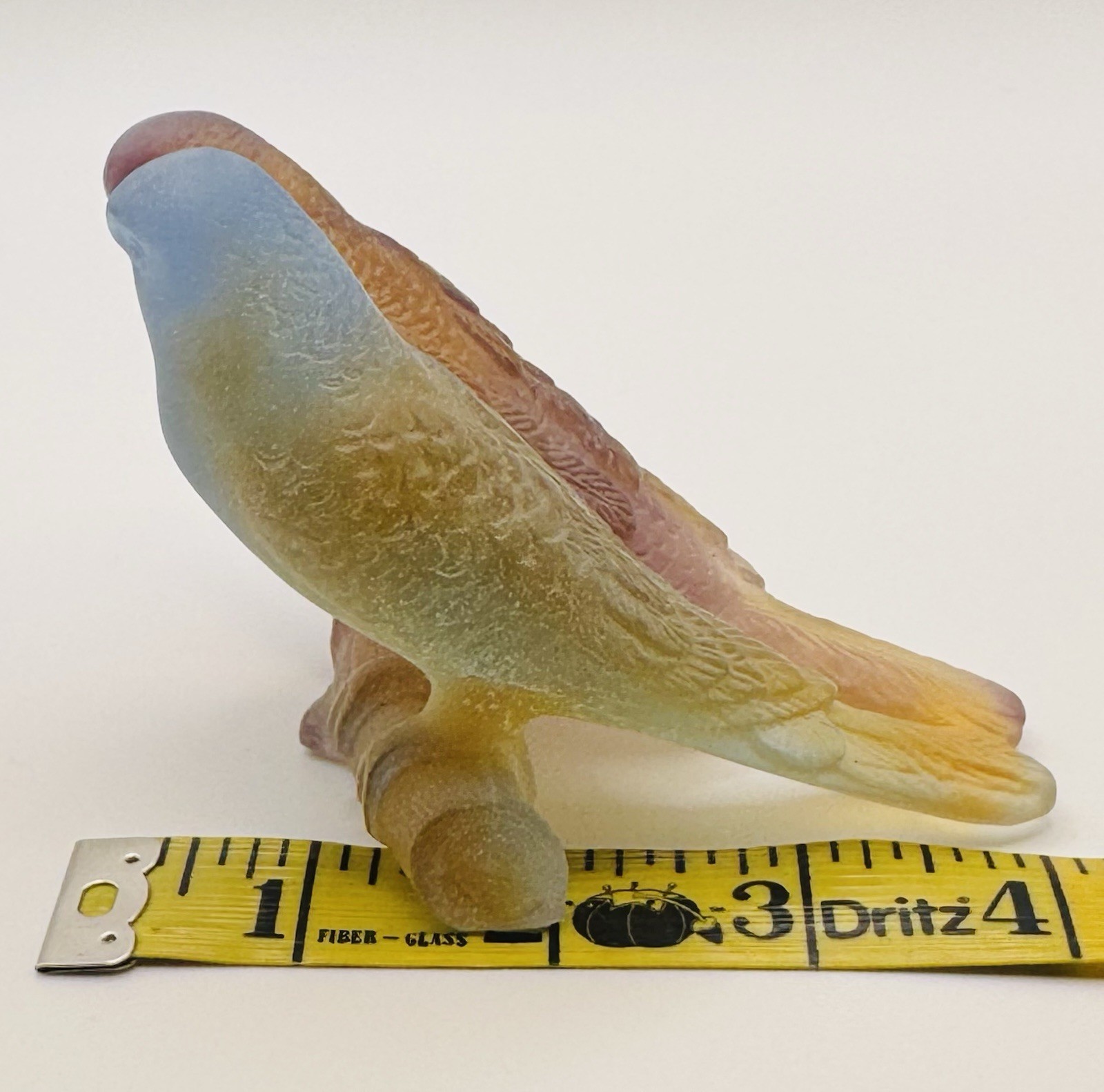 NIB FLAWLESS Glass Crystal DAUM France Two PARAKEET BIRDS Pate De Verre Figurine