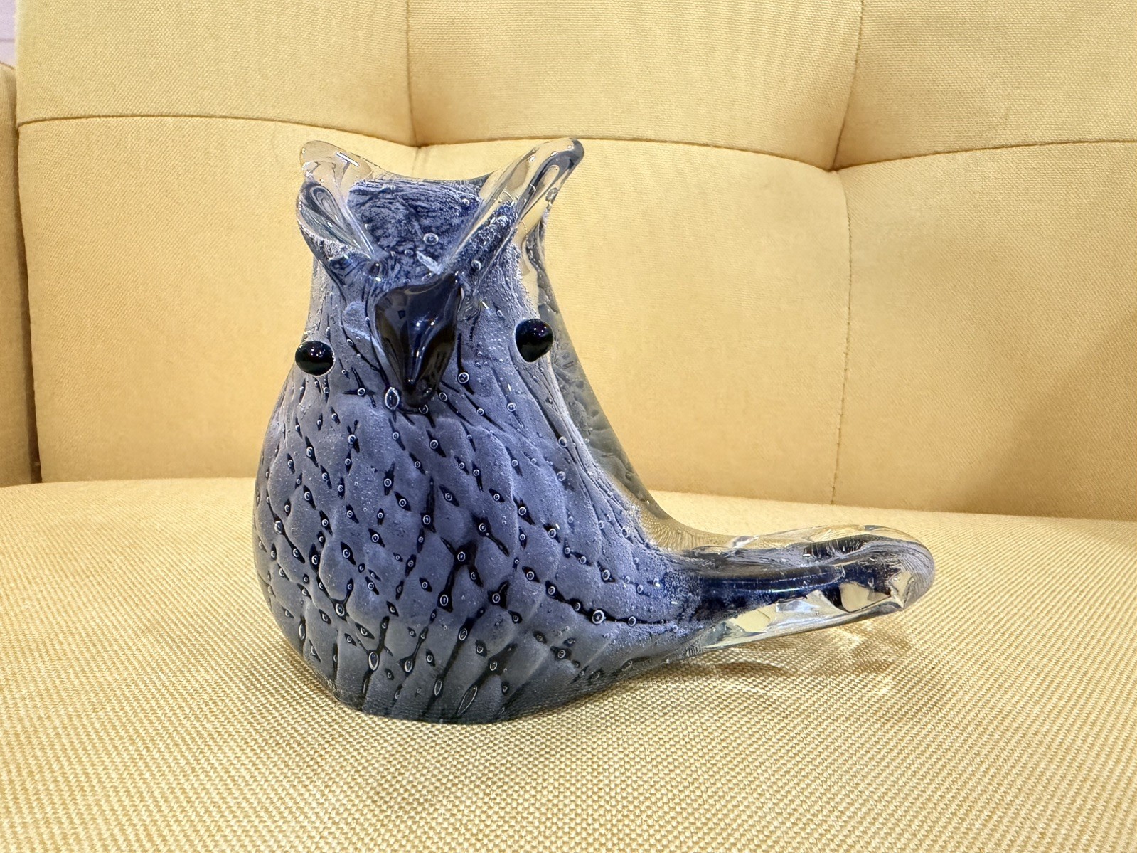 Glass Owl Gray – Hand Blown – Detailed Feathers 1 lb 4 oz 5 ” long