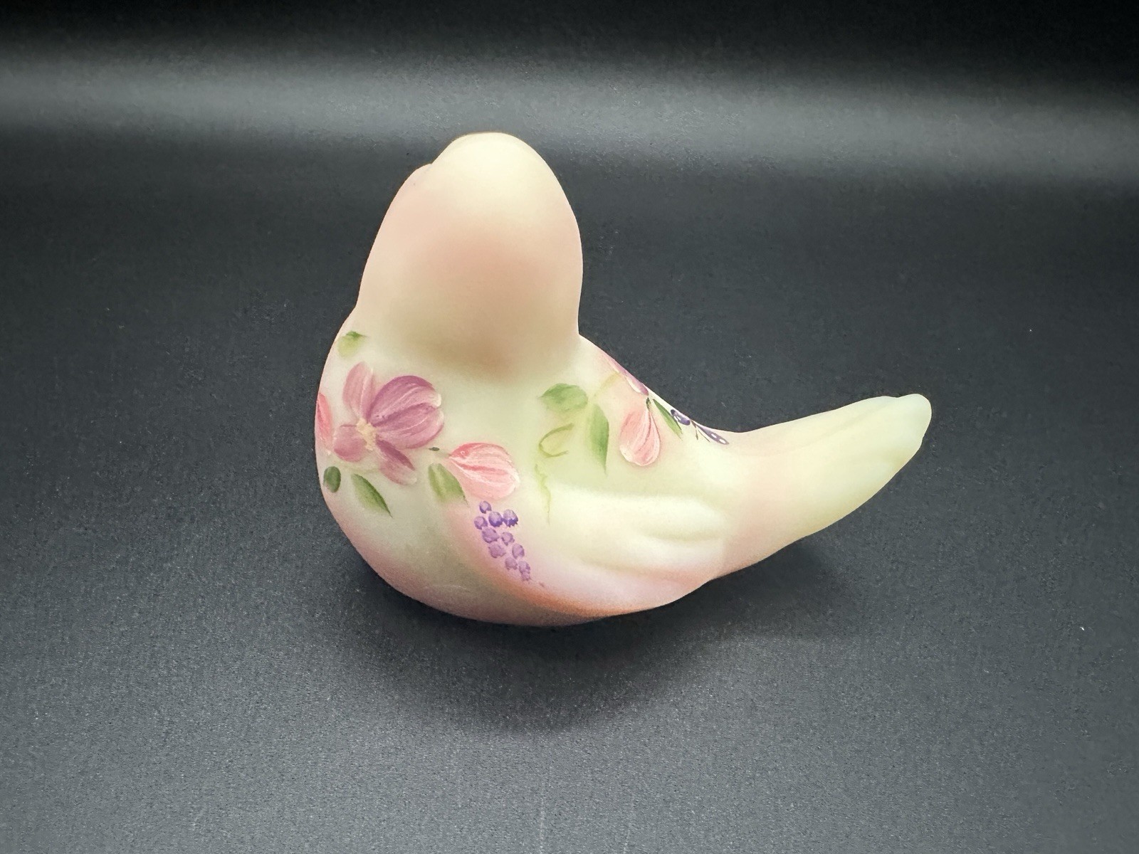 Fenton Burmese Songbird. Uranium Glow