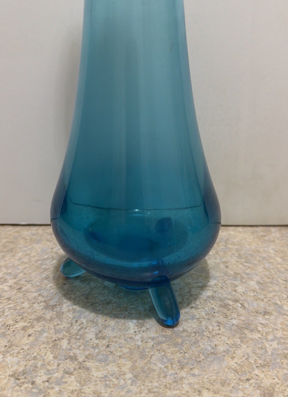 Vintage LE Smith Peacock Blue 12 (Knob) Finger Smooth Swung Vase 14” tall