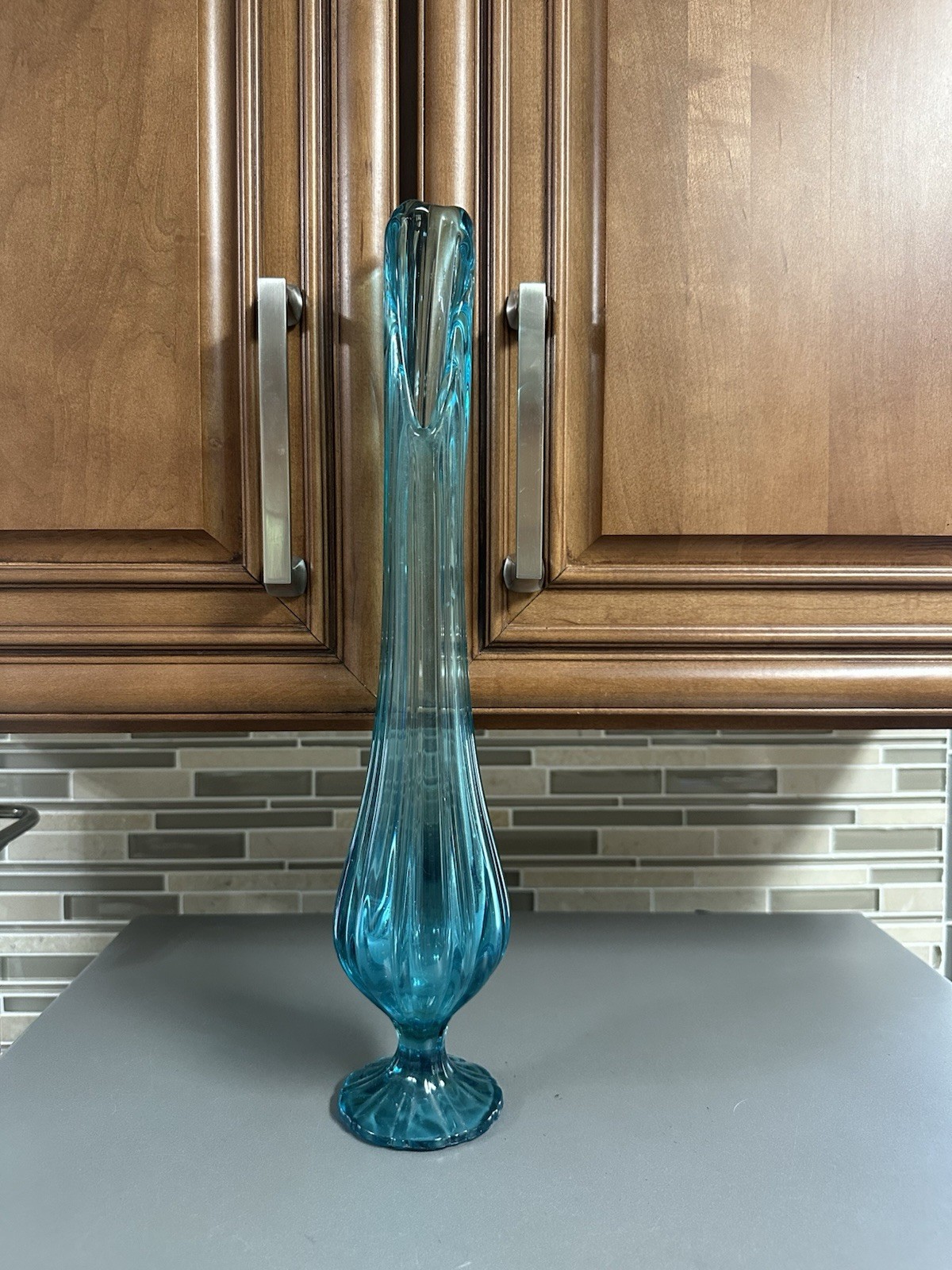 Vintage MCM L.E. Smith Glass Swung Vase Blue Petal
