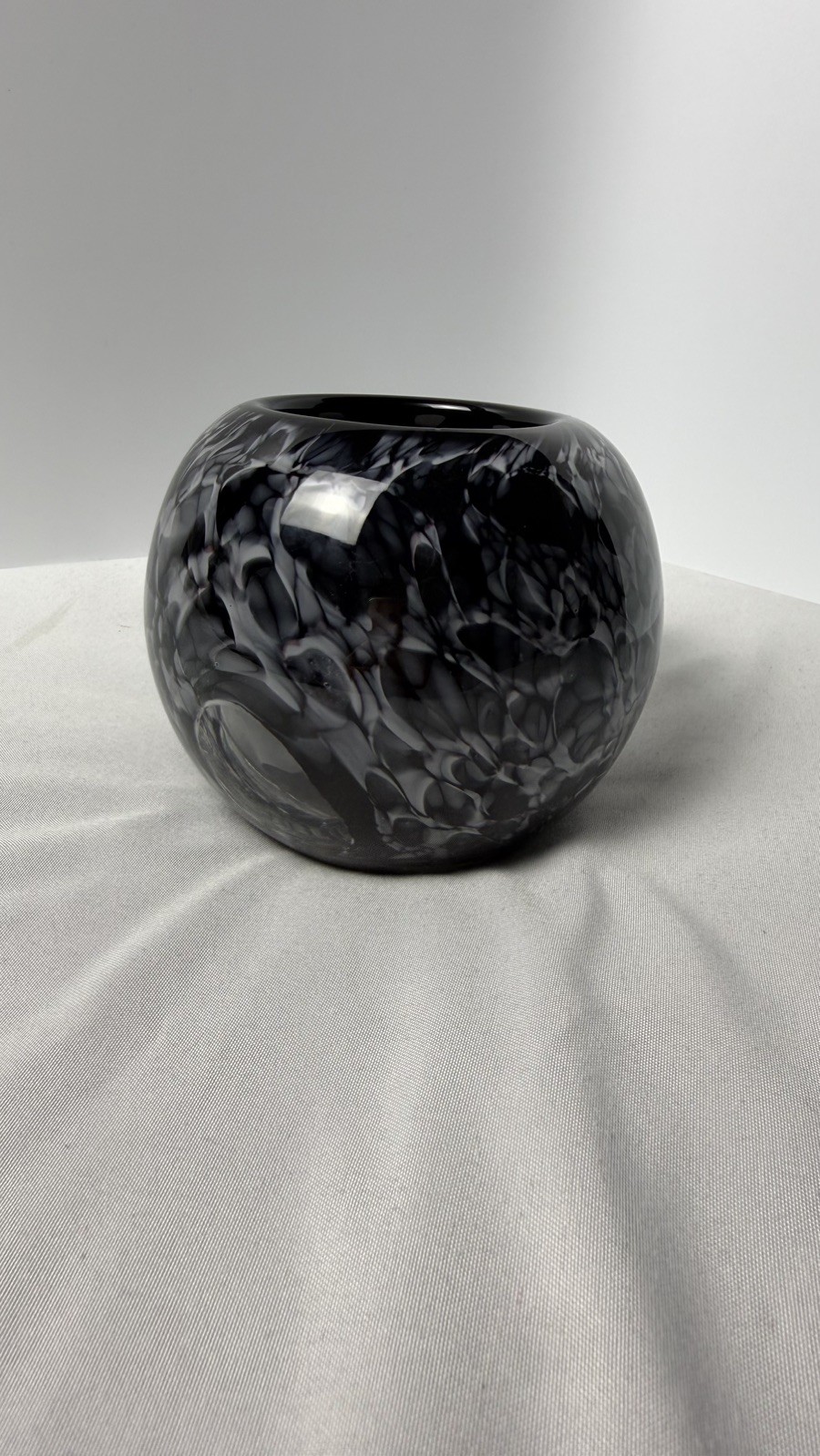 Blown Glass Black and White Globe Vase/Candle Holder with Clear Orbs 4″ Tall