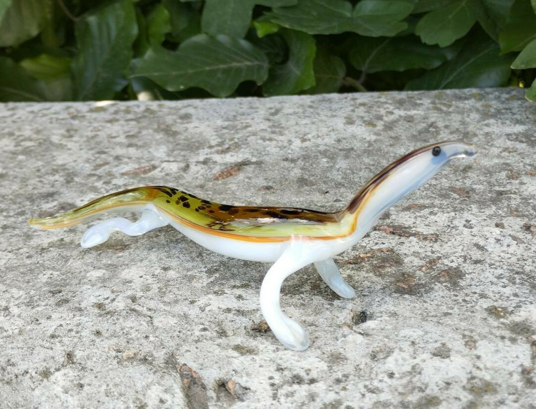 Anteater figurine. Murano glass decor. Lizard.