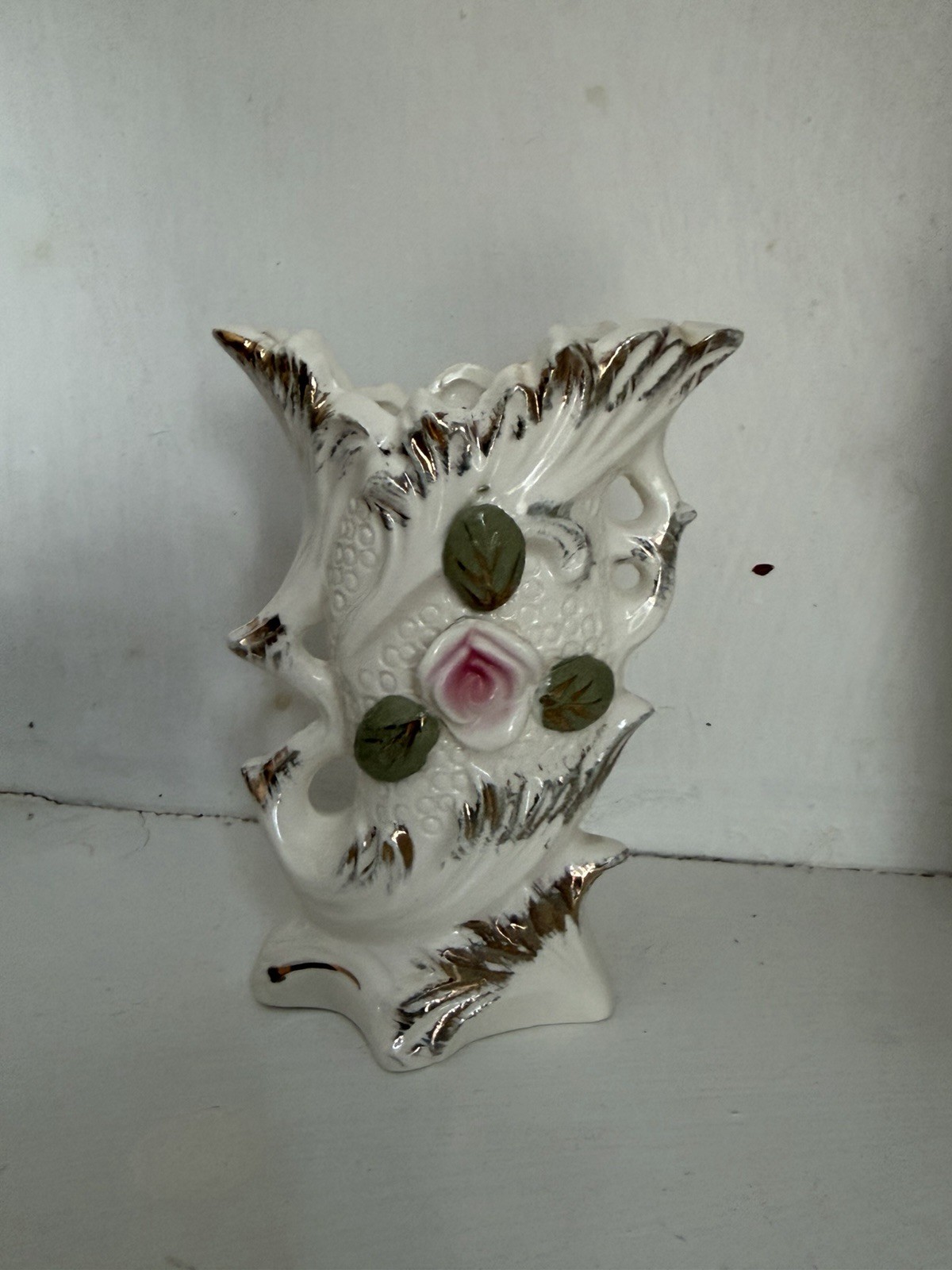 Empress 2-Piece Ceramic Bud Vase Set Floral Rose White Pink Gold Trim Japan