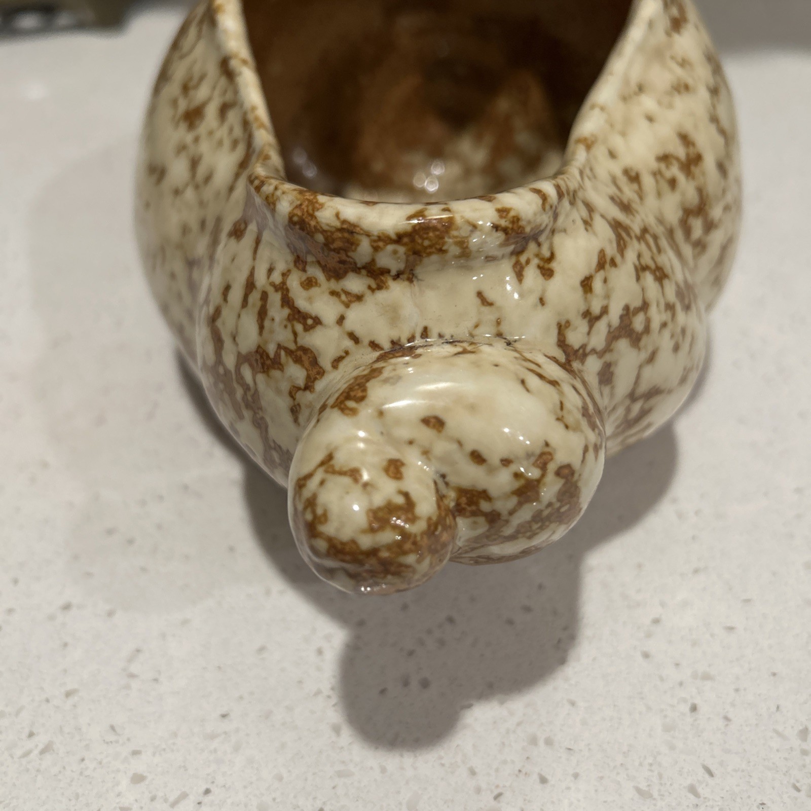Vintage Seashell Pottery Glazed Brown Spongeware 10x6x5