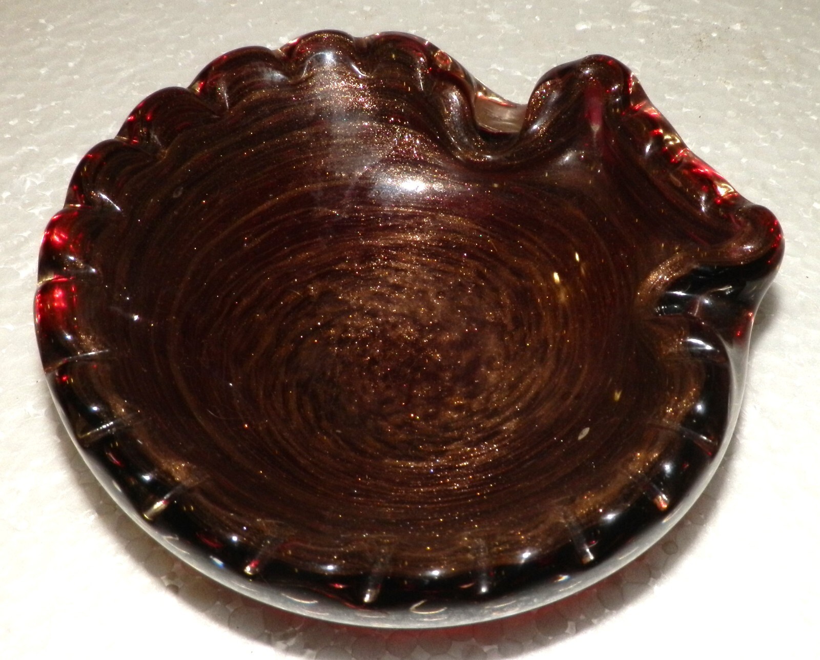 Murano Art Glass Amythest Ashtray Bullicante Swirl Scalloped Rim Gold Flecks
