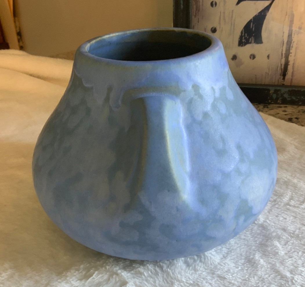 Brush McCoy Art Vellum 1930s Art Deco Pottery Mottled Matte Blue Fawn Vase 716