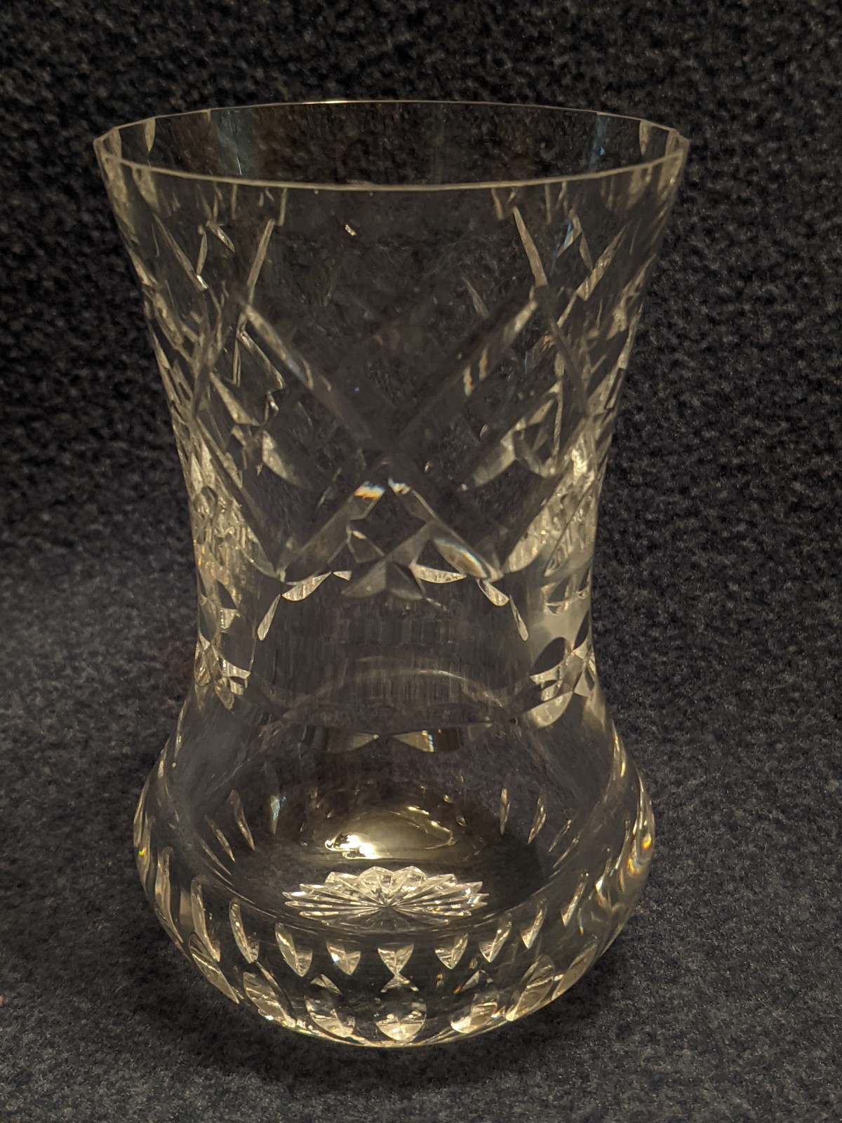 Edinburgh 3 3/4″ Crystal Thistle Bud Vase Glass – Hand Cut – Made in Scotland
