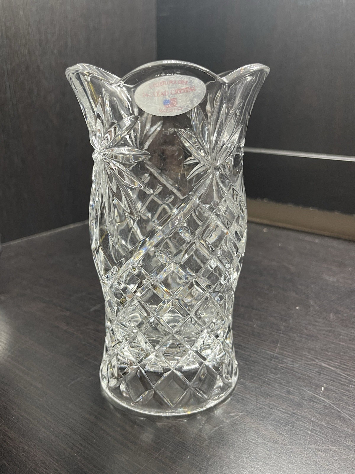 Teleflora 6.5″ Tall, 24% Lead Crystal Pineapple Design Flower Vase – Made in USA