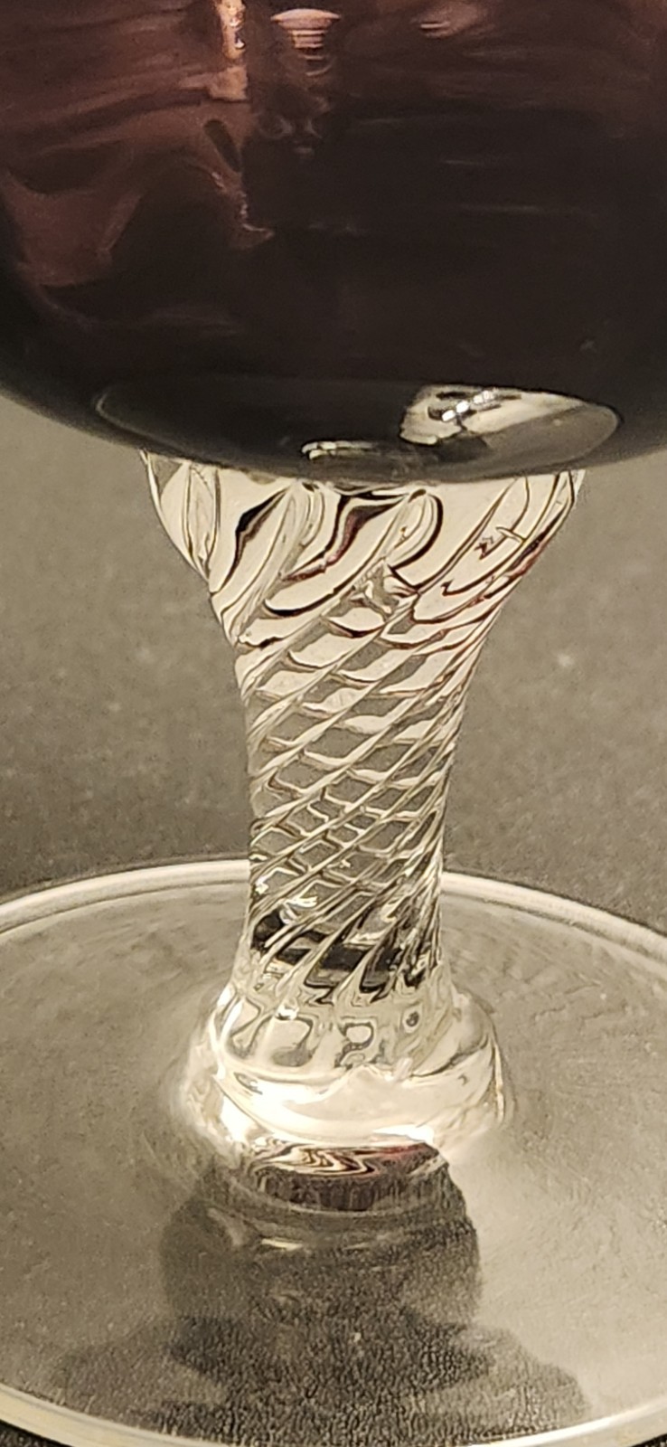 Empoli Italian Amethyst Swirl Optic Blown Glass Vase Scalloped Top Twisted Stem