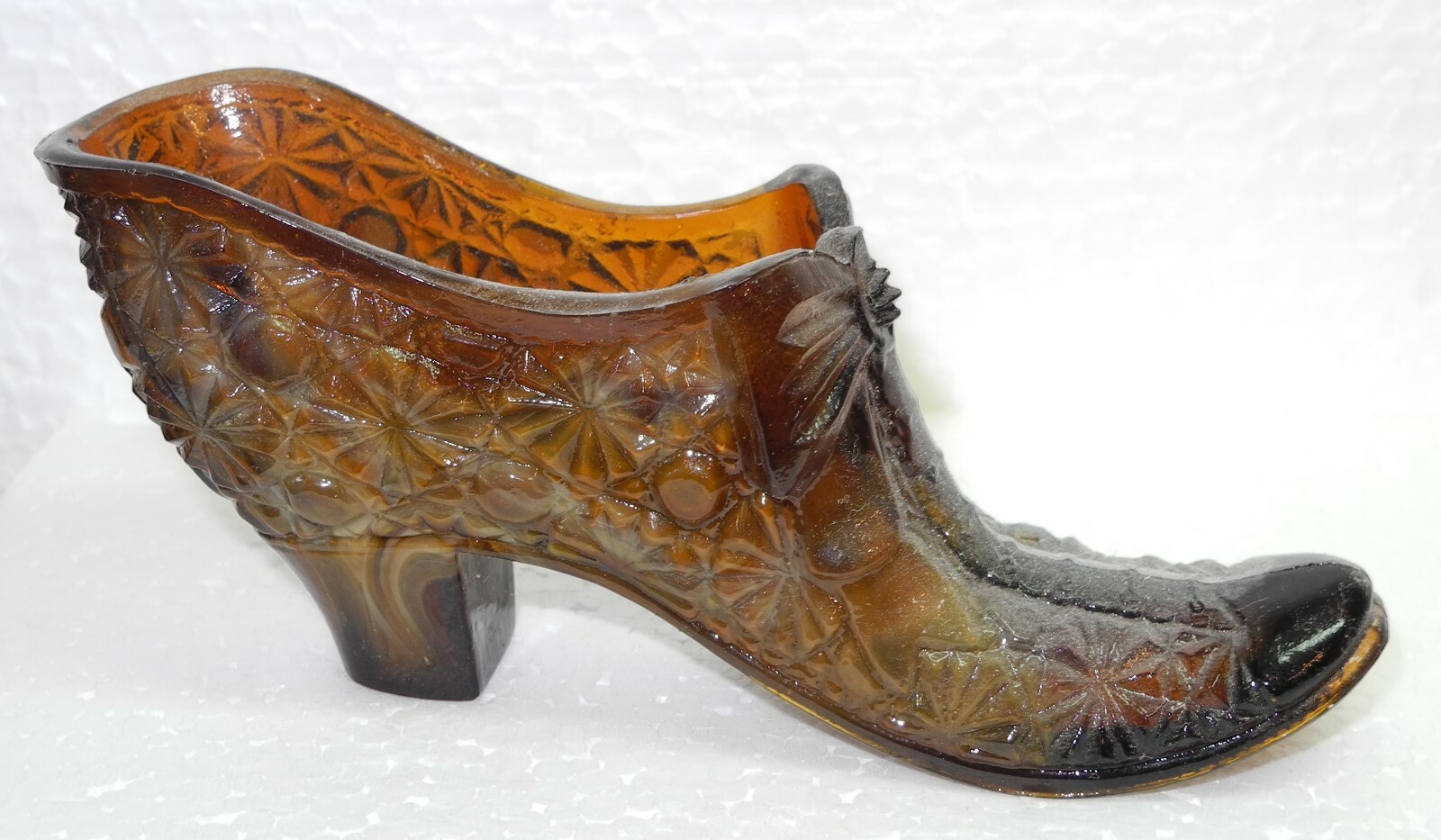 Boyd Glass Bow Slipper Nurmeg