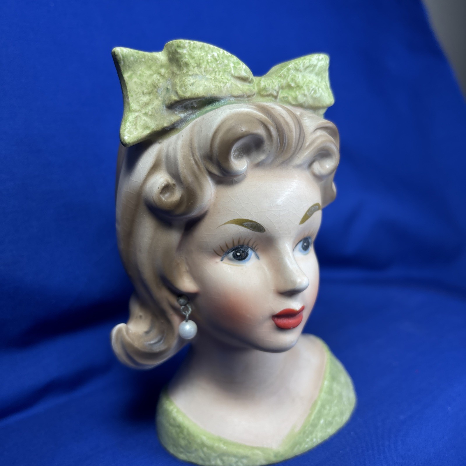 1950 Vintage Relpo K1696 Lady Head Vase Green Bow Pearl Earrings