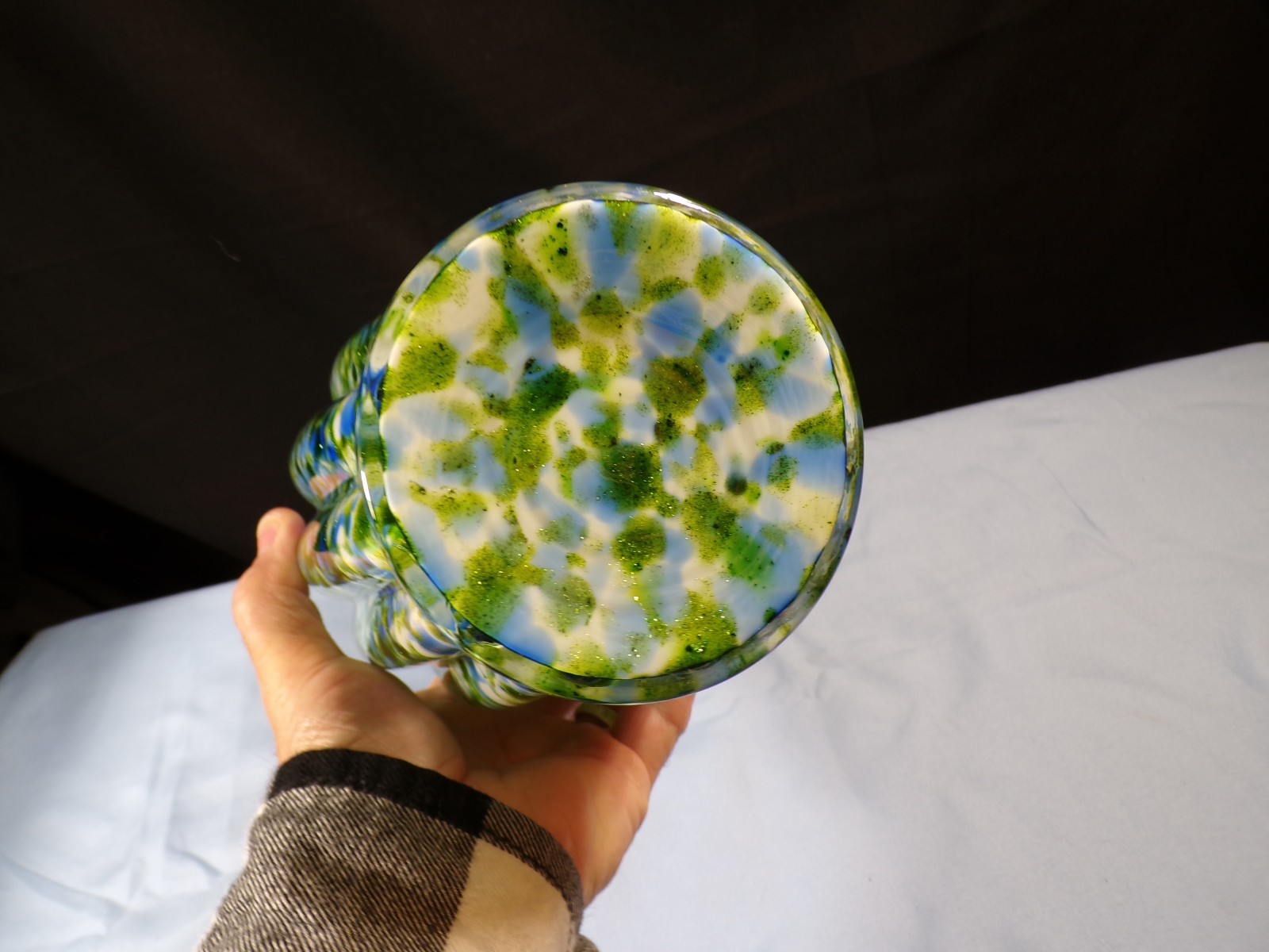 Fenton Vasa Murrhina Glass Aventurine Green with Blue Large Melon Vase 11 1/2″