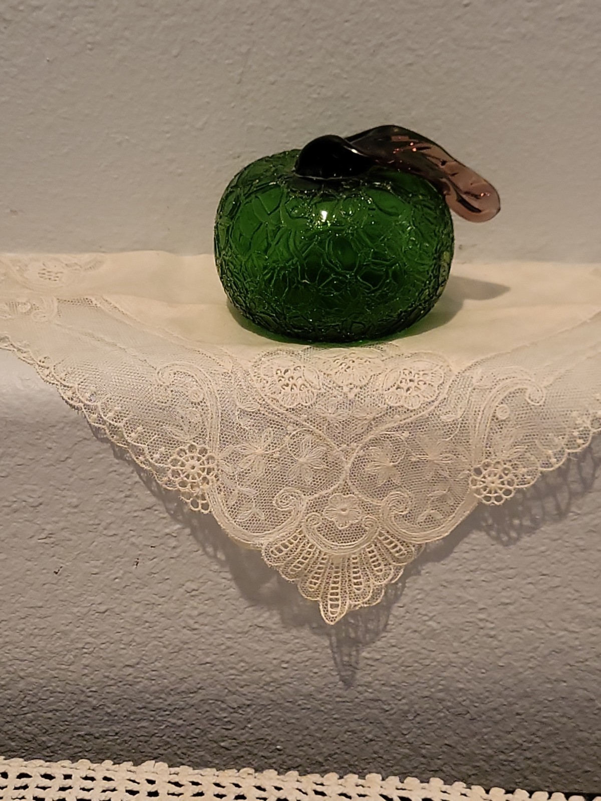 Vintage Crackle Art Glass Fruit Green Glass Apple Hand Blown 4.5 inches W/ Leaf