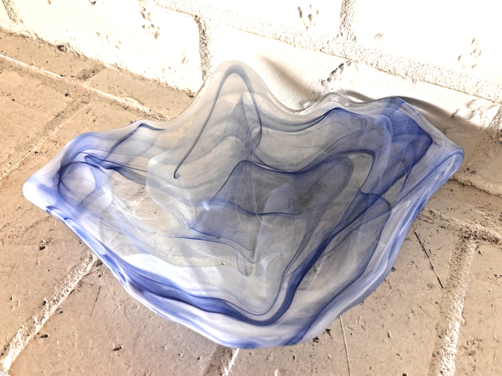 Blue and White Swirl Hand-Blown Glass Dish Bowl Decor 11 x 8