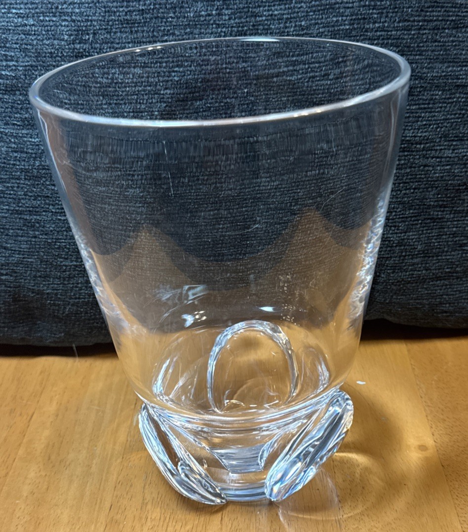 Signed Steuben 8021 Crystal Trefoil Vase Designed By Lloyd Atkins 7 1/2”