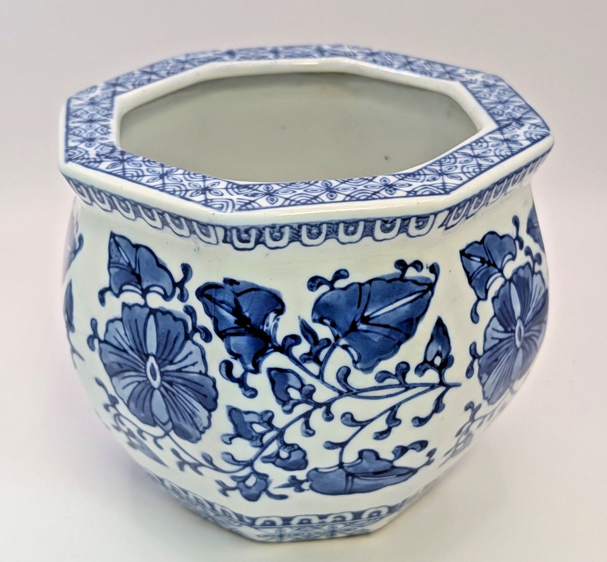 Floral Ceramic & Porcelain Vase Octagonal 4.5 inches Tall Asian Blue & White