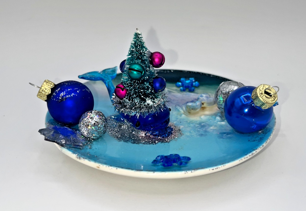 Vintage Mini Hand Blown Glass Blue Christmas Whale “Swimming in Snowflakes”OOAK