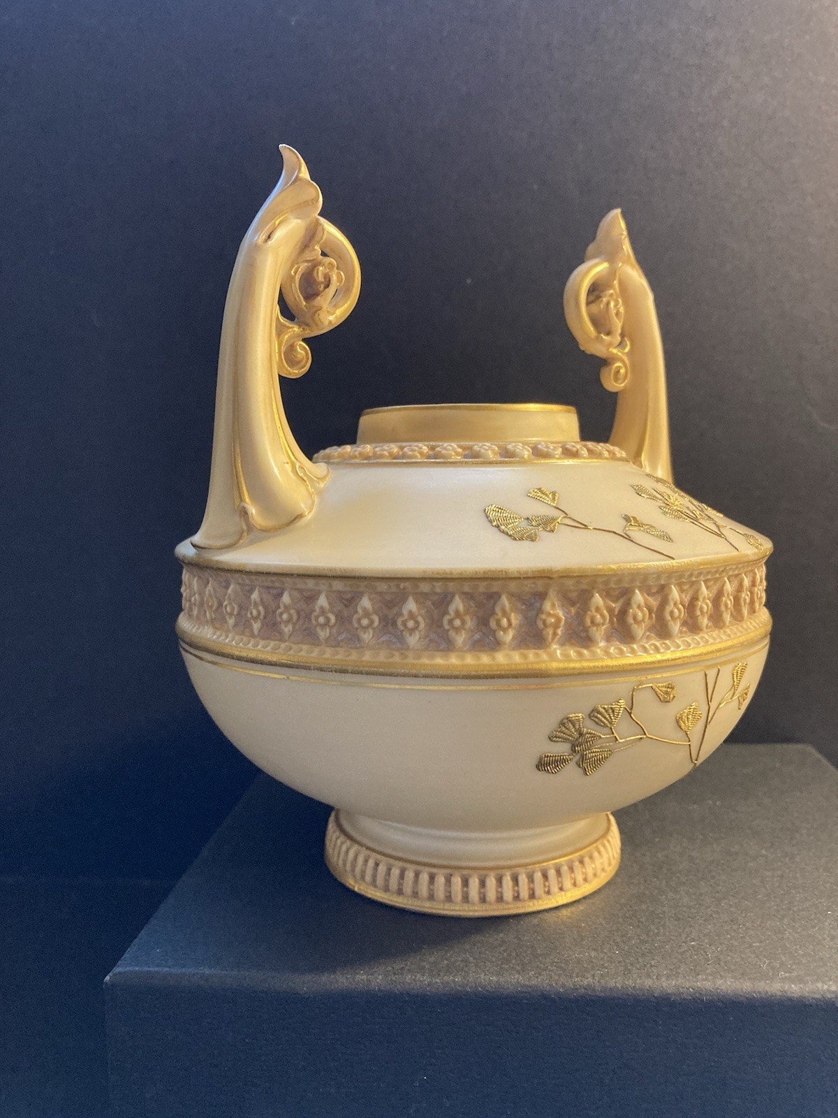 Antique Royal Worcester Urn Blush Ivory Porcelain 1256 Vase 1890s. No Lid.